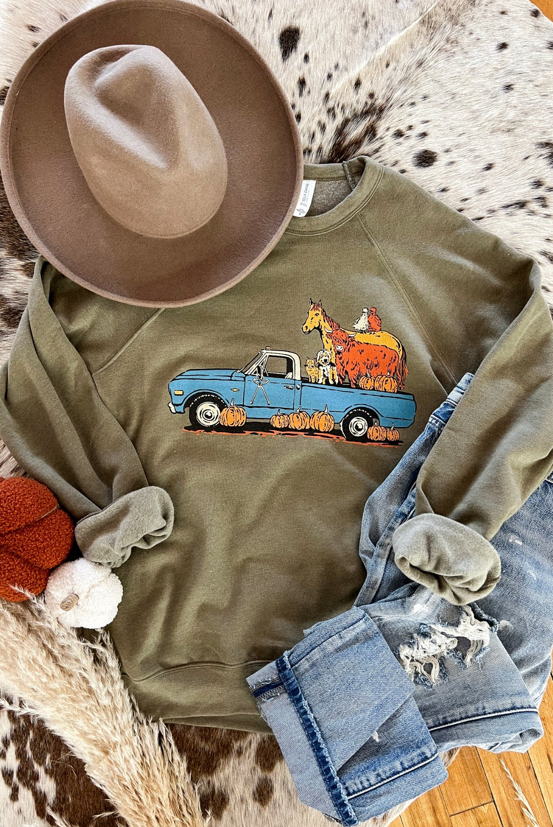 Old Blue Truck Sweatshirt (light green)