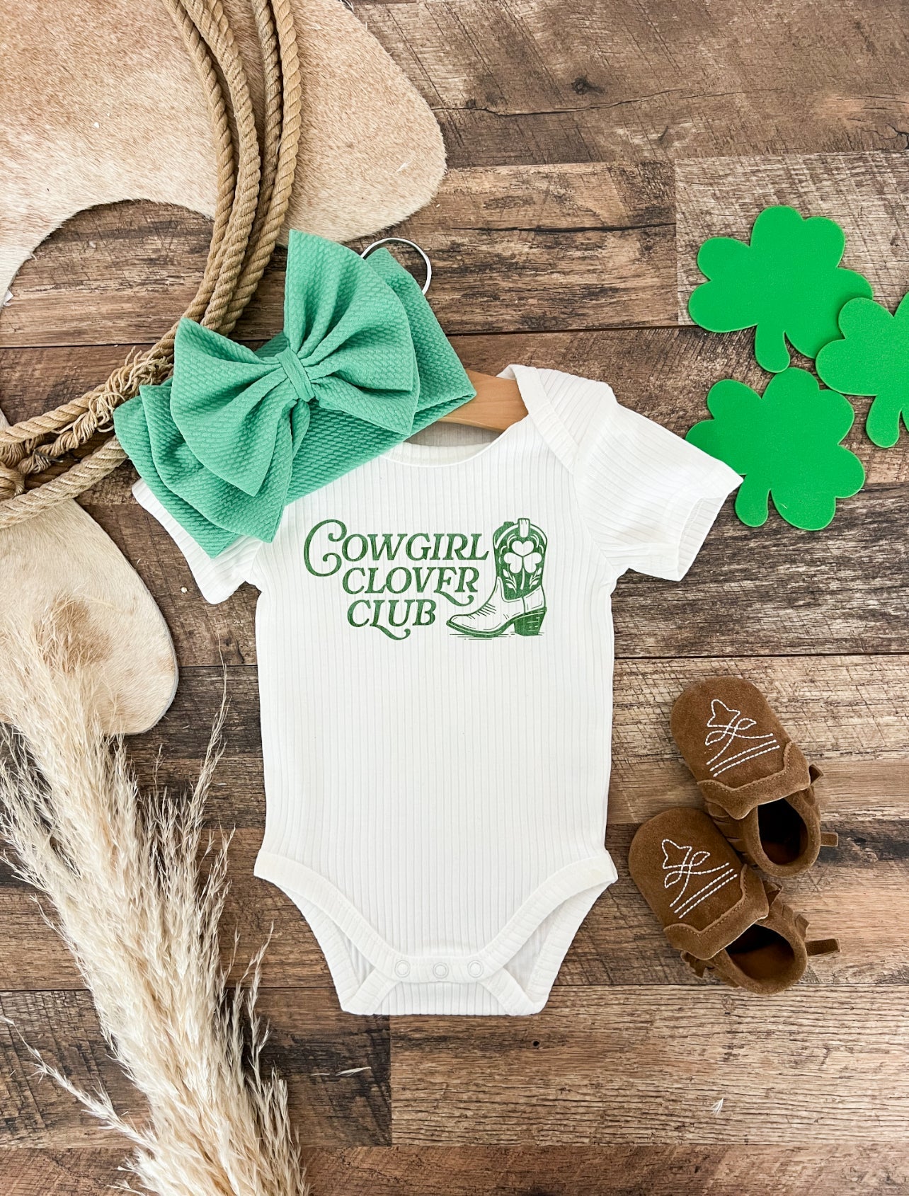 Cowgirl Clover Club (Ribbed Onesie)(S/S Tee-Toddler/Youth)(white)