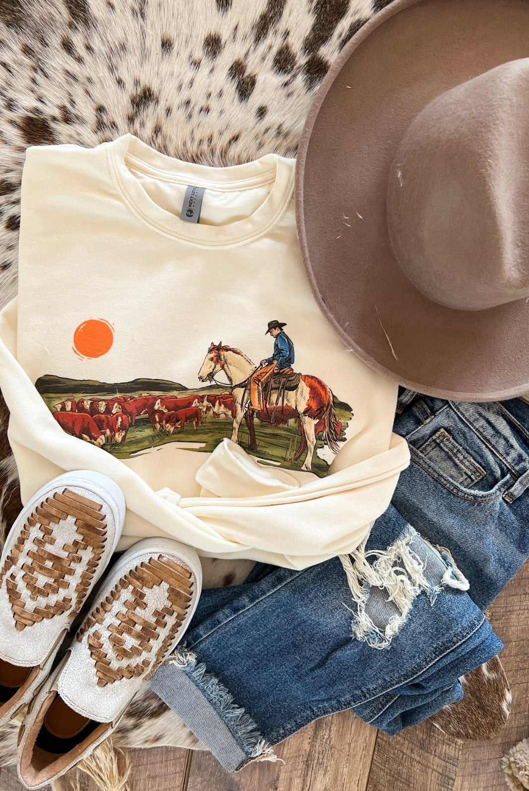 Hillside Rancher Cowboy Sweatshirt (sweet cream)
