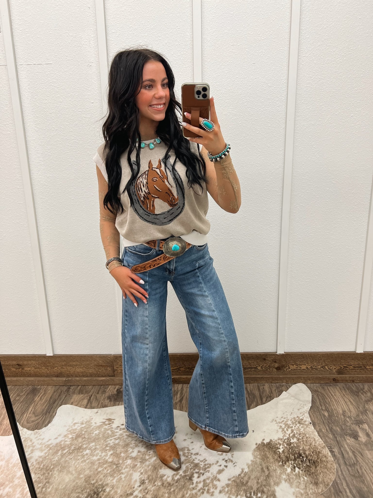 Horseshoe Knit Sweater Vest