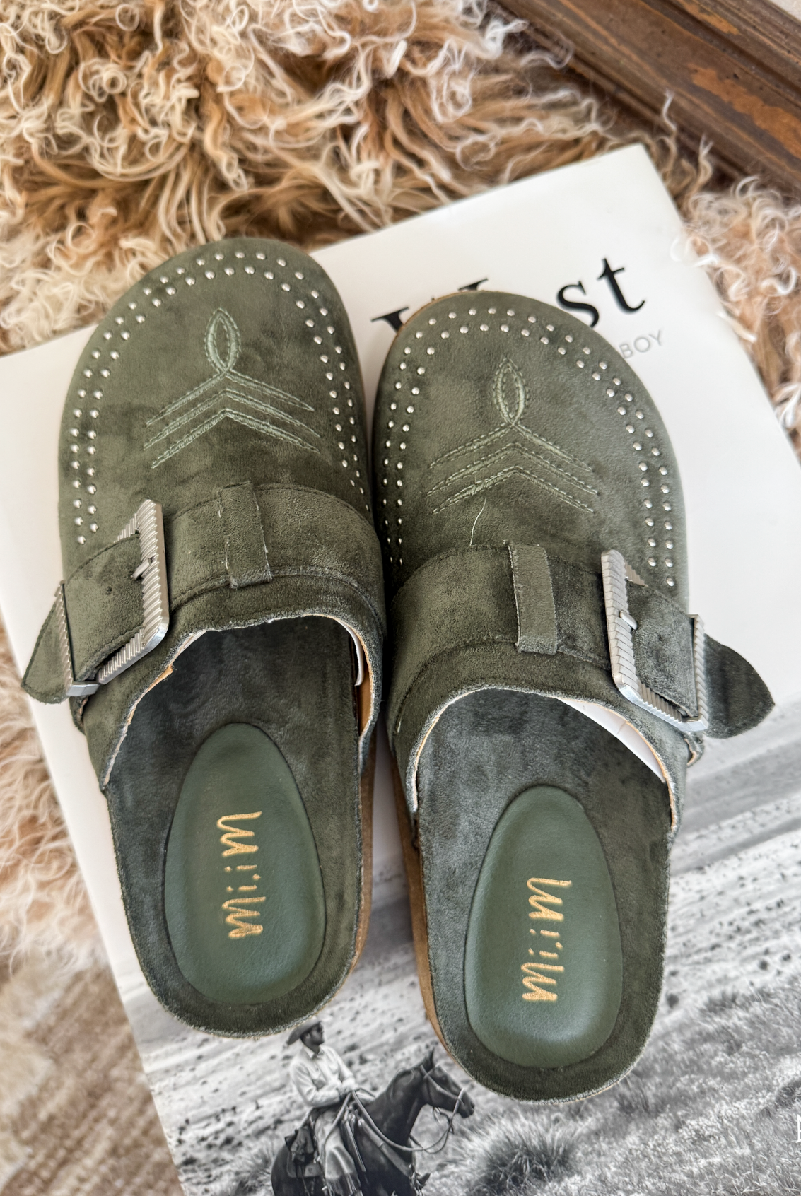 Jolene Clog Mules (Olive)