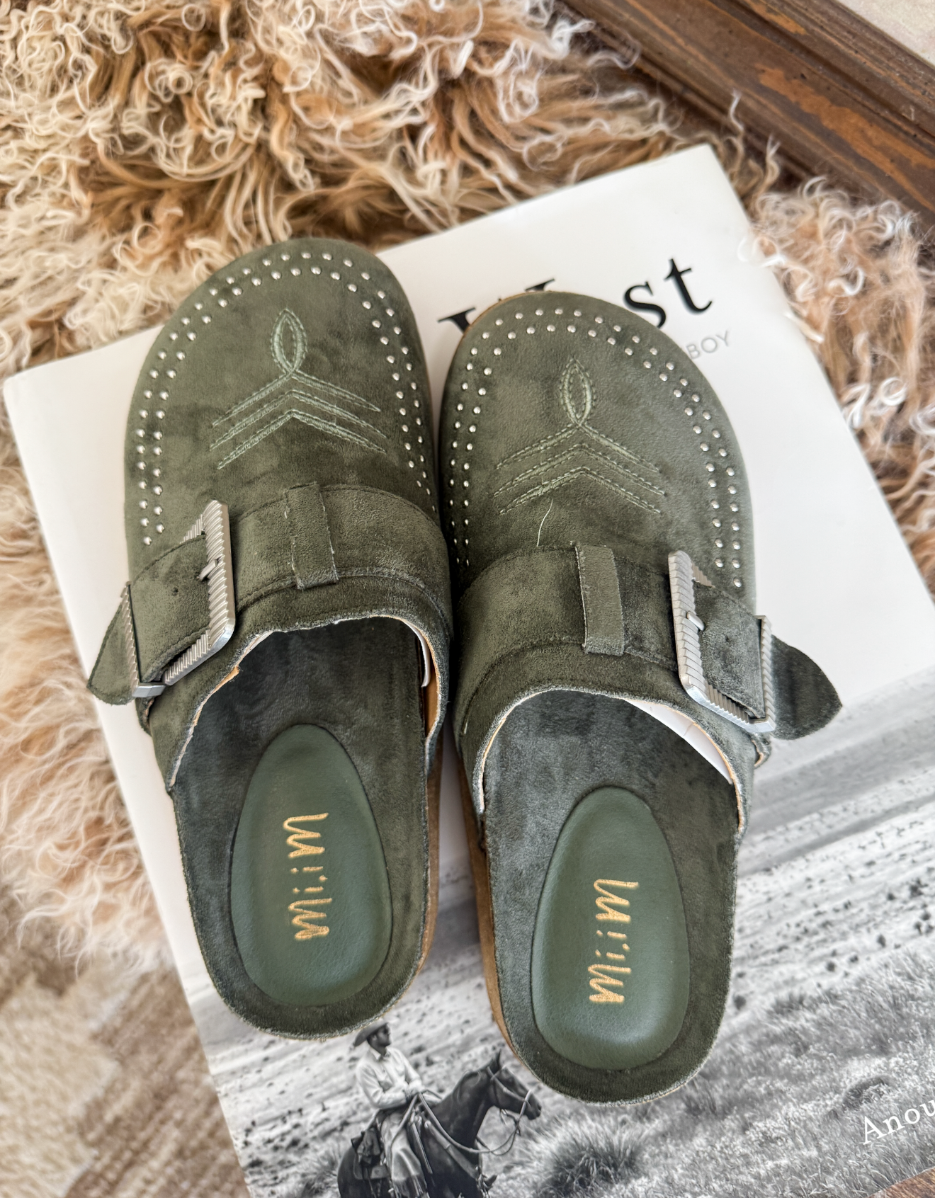 Jolene Clog Mules (Olive)