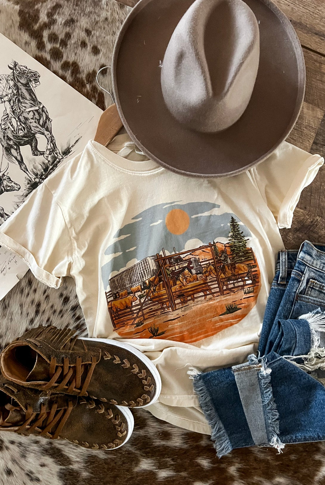 Cowhaulin Tee Tee (cream)(Fringed exclusive)