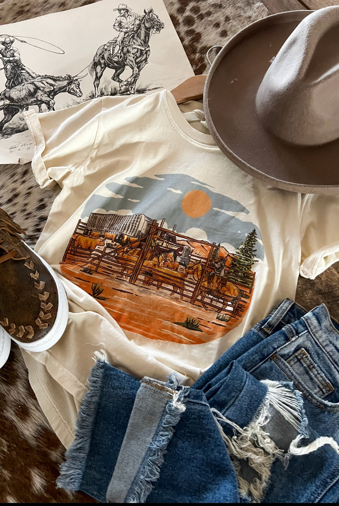 Cowhaulin Tee Tee (cream)(Fringed exclusive)