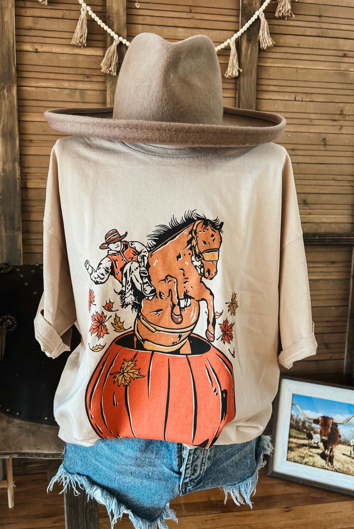 Fall Pumpkin Bronc Cowboy Distressed Tee (taupe)