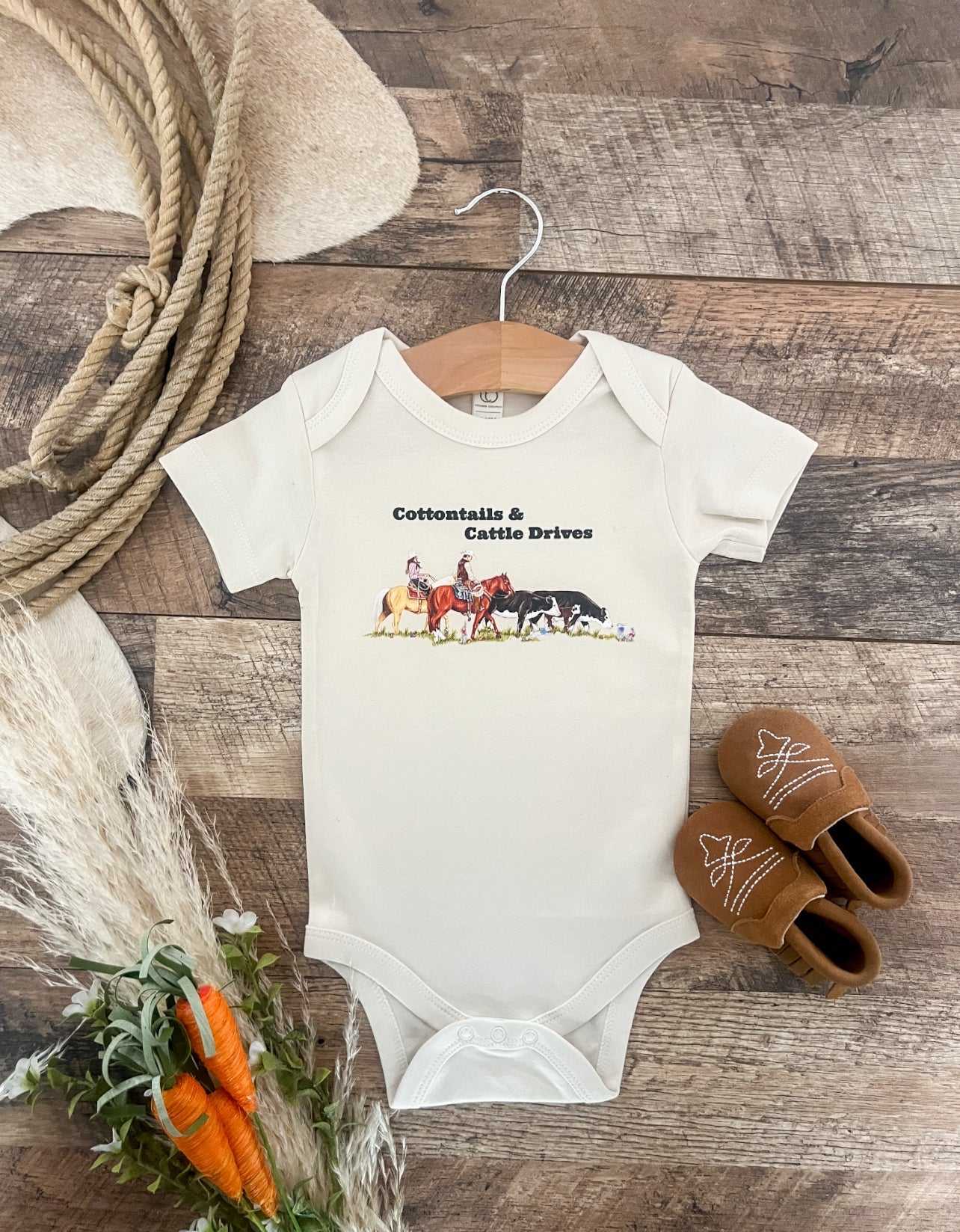 Cottontails & Cattle DrivesTee/Onesie(Onesie/Toddler/Youth) (cream)