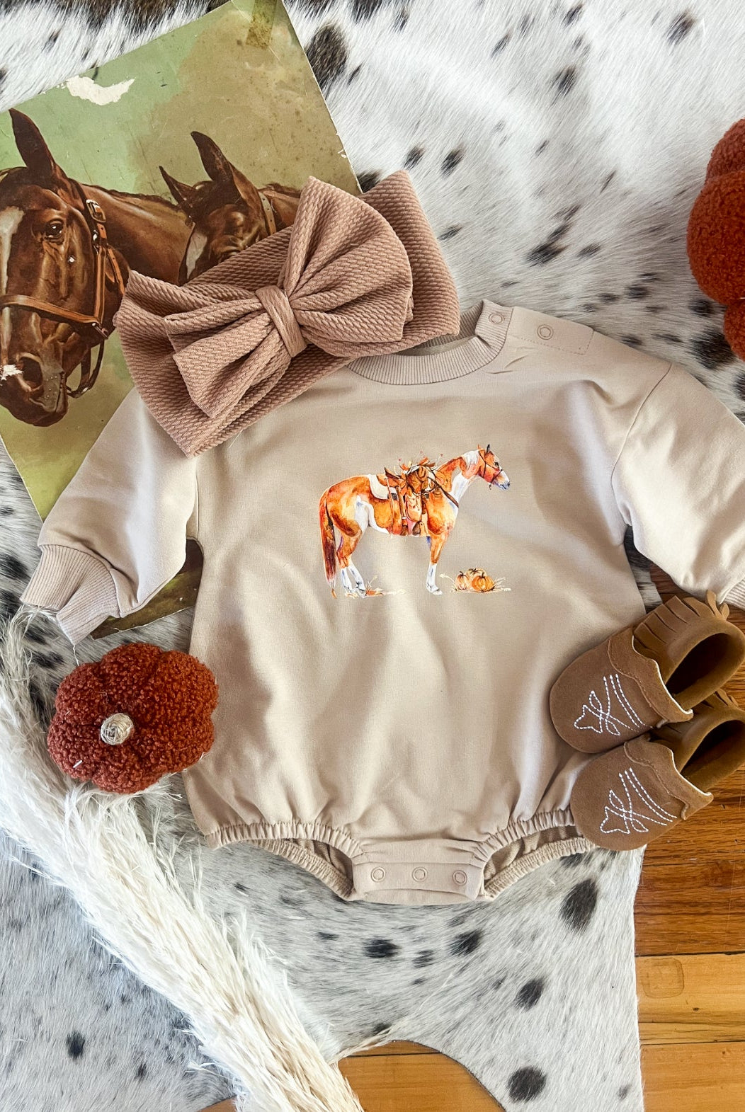 WESTERN FALL PAINT HORSE Bubble Romper (clay)