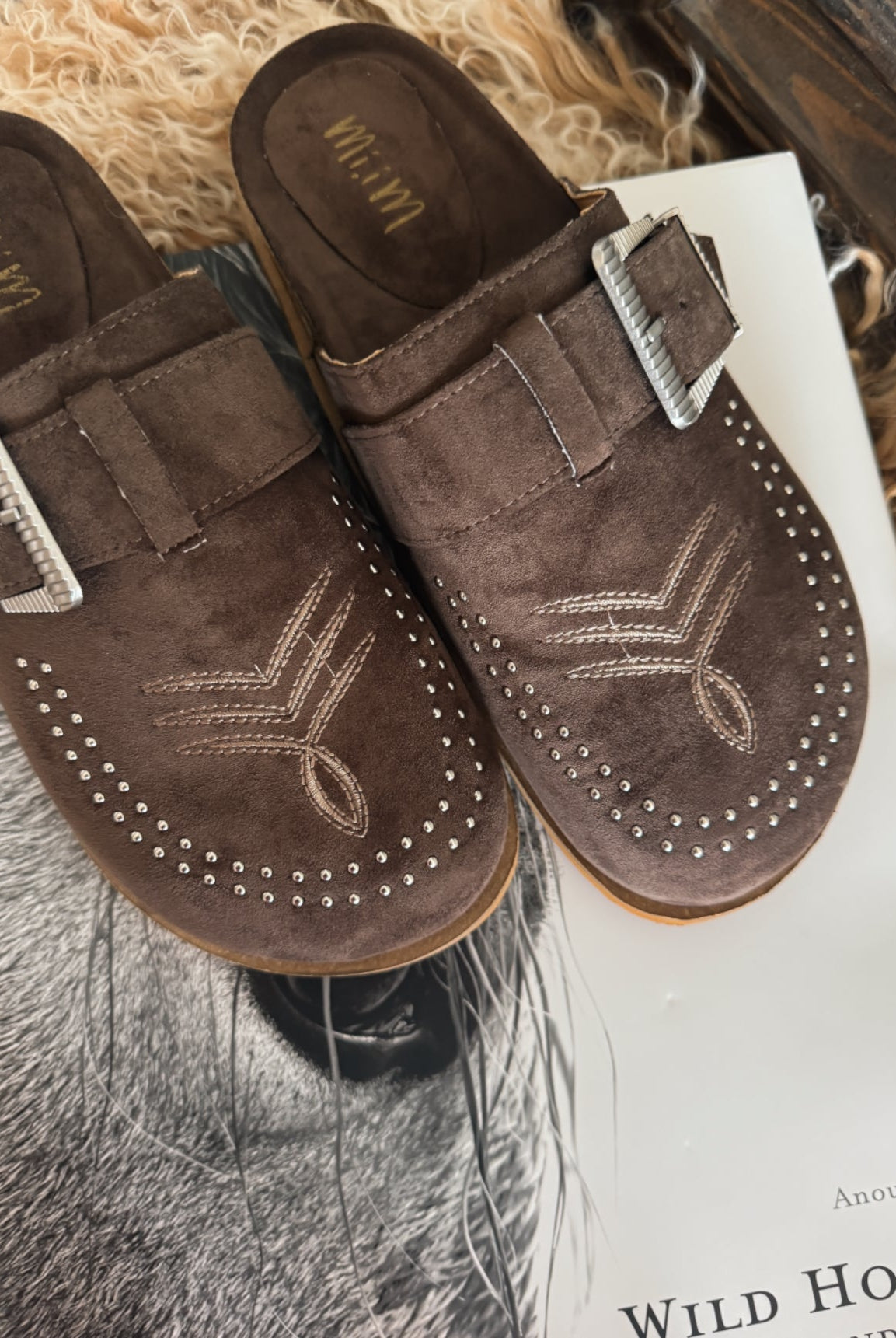 Jolene Clog Mules (brown)