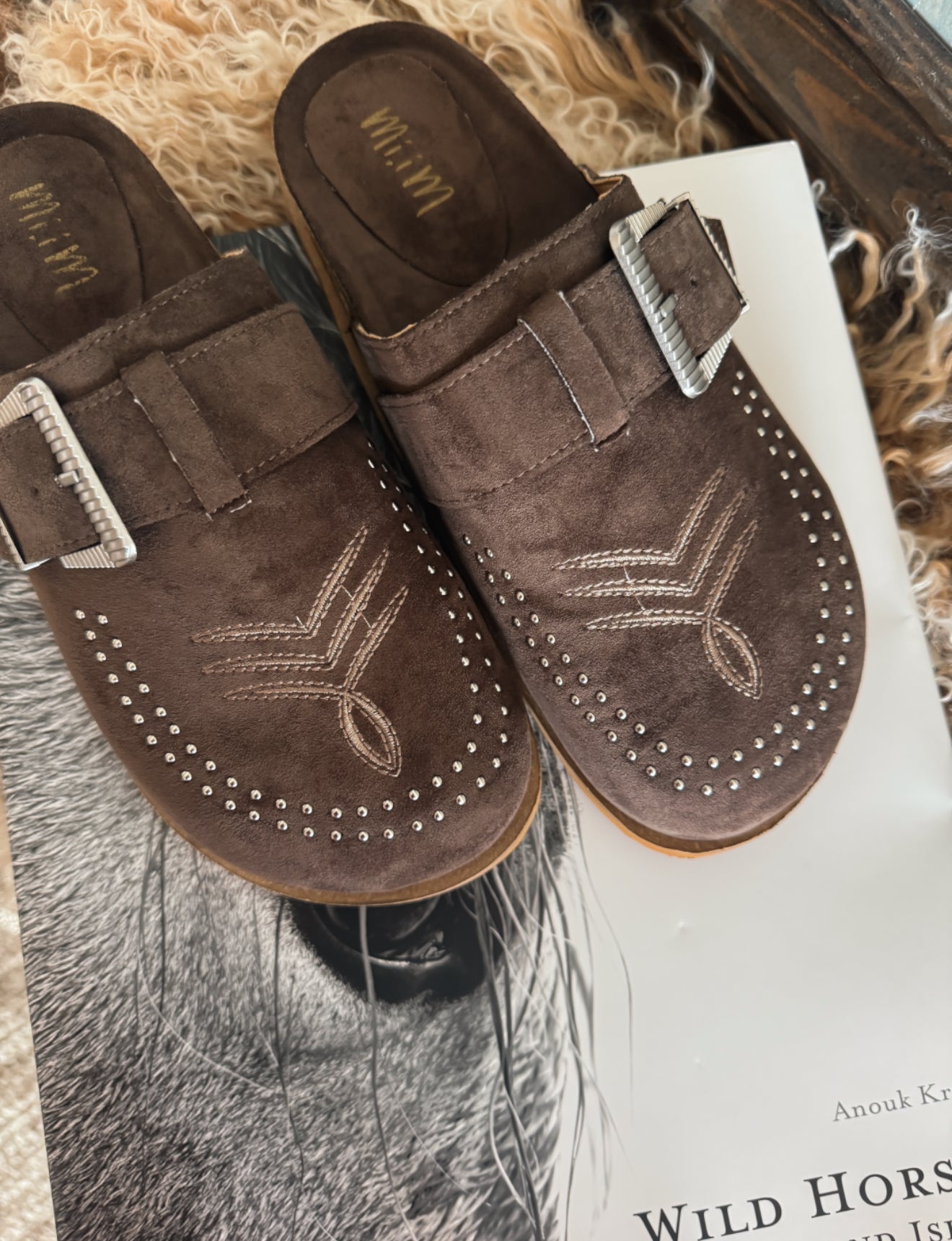 Jolene Clog Mules (brown)