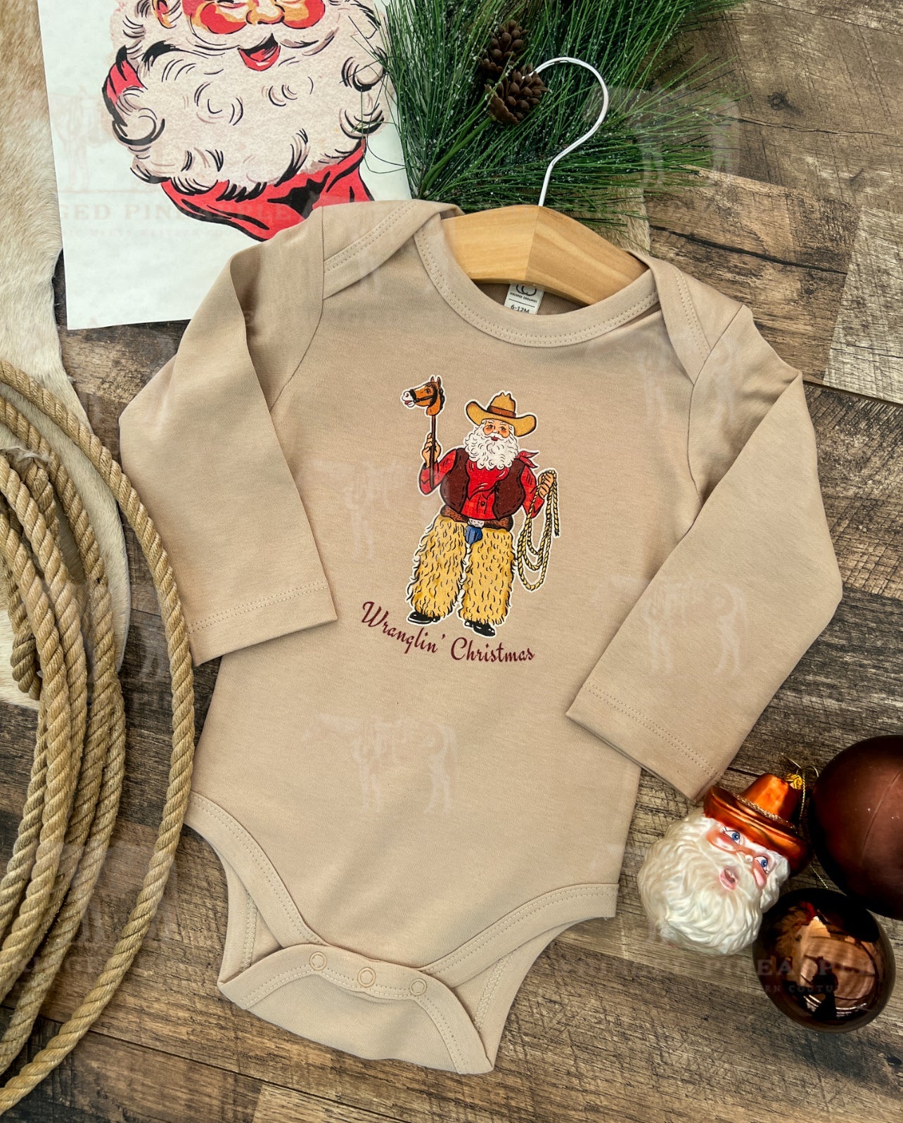 Wranglin Christmas Santa Design (l/s Onesie/Tee)(Clay)