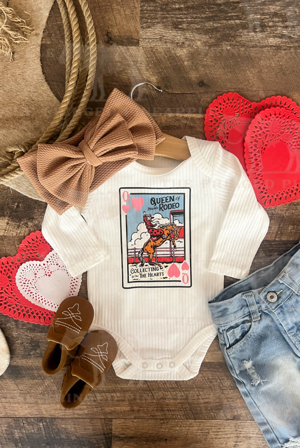 Queen of Hearts Valentines Design (L/S Ribbed Onesie)(S/S Tee-Toddler/Youth)(White)