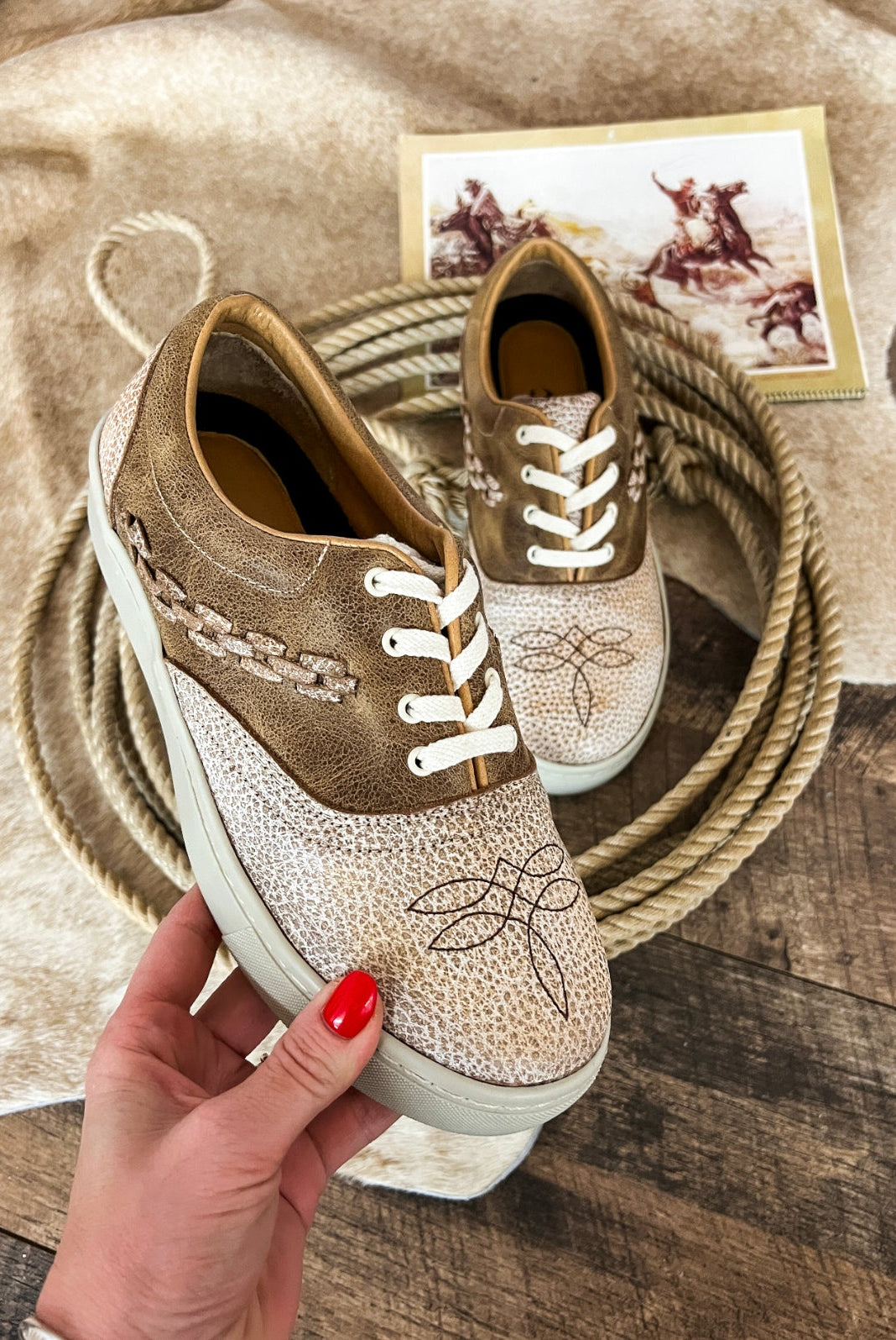 Western Dani Sneaker(Tan)