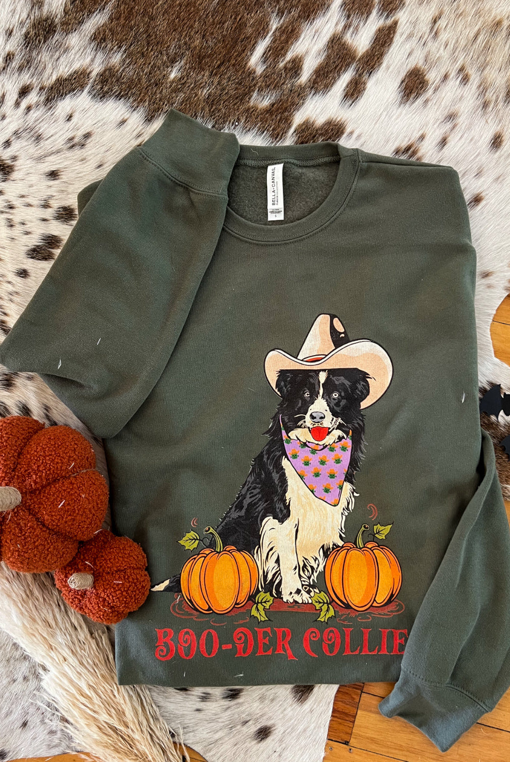 Boo-der Border Collie Western Halloween Graphic Design Tee or Sweatshirt (Green)