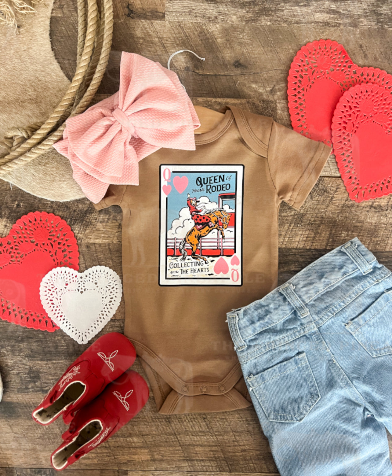 Queen Of Hearts Valentines Design (Onesie/Toddler/Youth Tee)(Cognac Coyote)