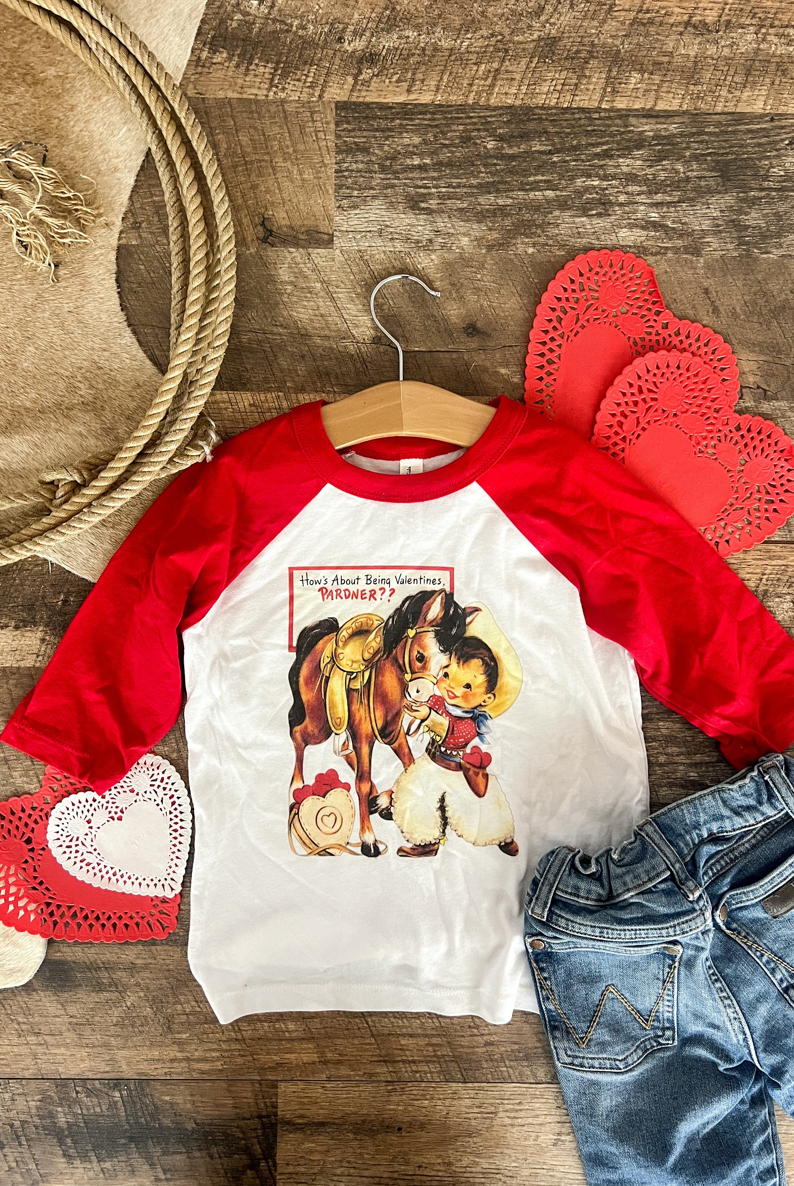 Pardner Vintage Cowboy Raglan Tee (Toddler)(Red/White)