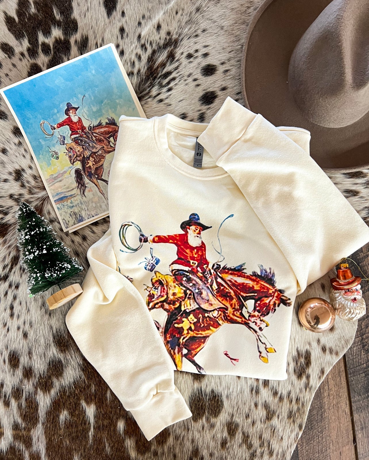 Teals Cowboy Santa Sweatshirt (sweet cream)