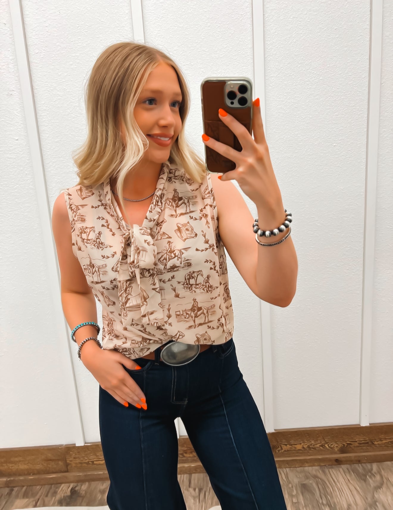 Chic Cowdays Front Tie Tank