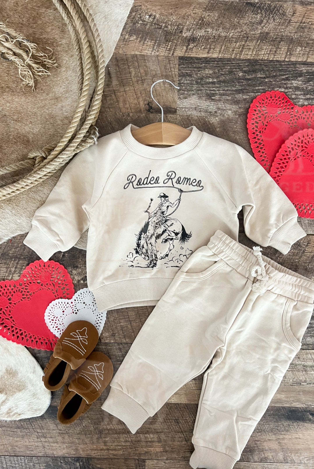 Rodeo Romeo Valentines Lounge Set(cream)(Infant/Toddler)