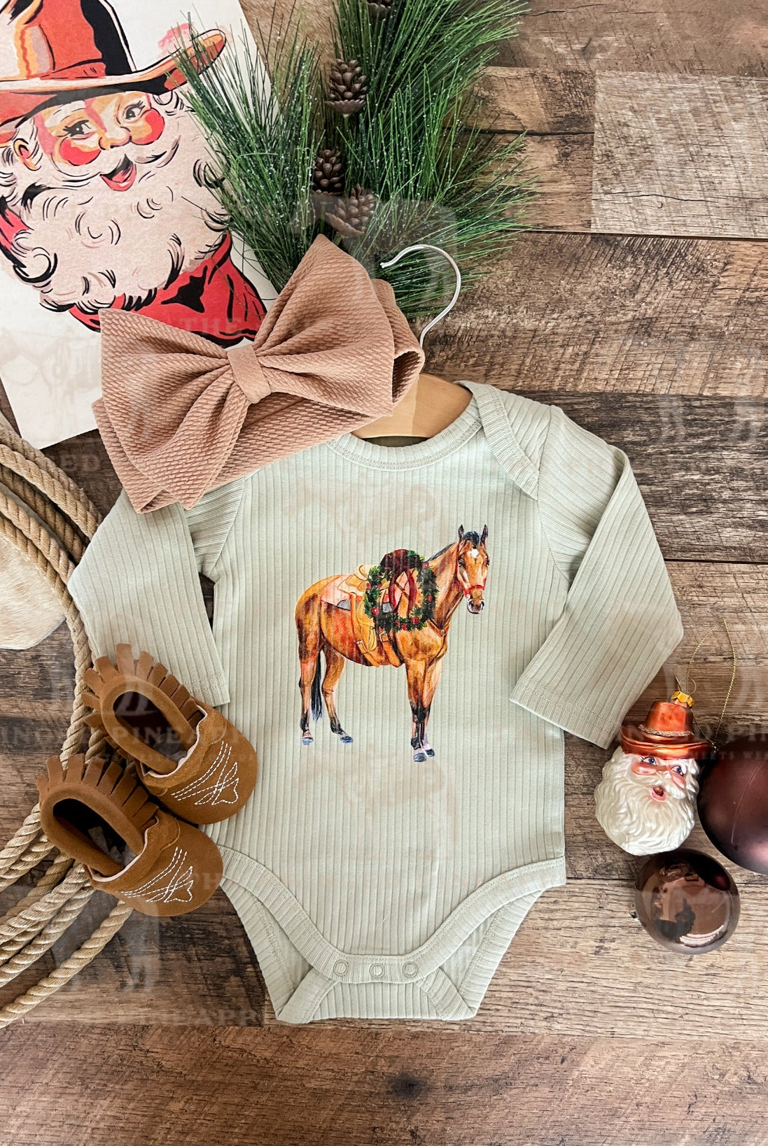 Wreath Horse Christmas Design (Ribbed L/S Onesie/Youth Tee)(Light Green)