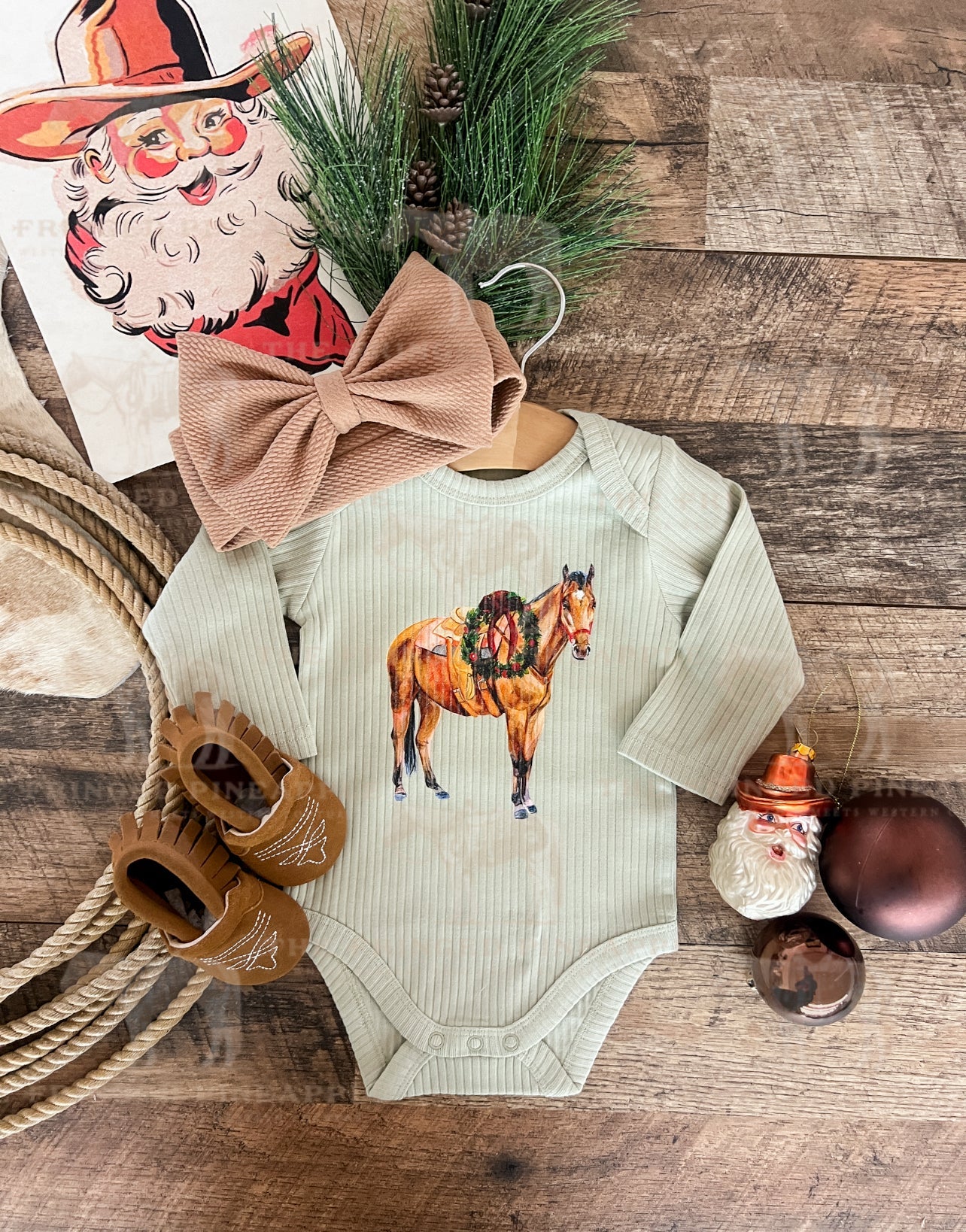 Wreath Horse Christmas Design (Ribbed L/S Onesie/Youth Tee)(Light Green)