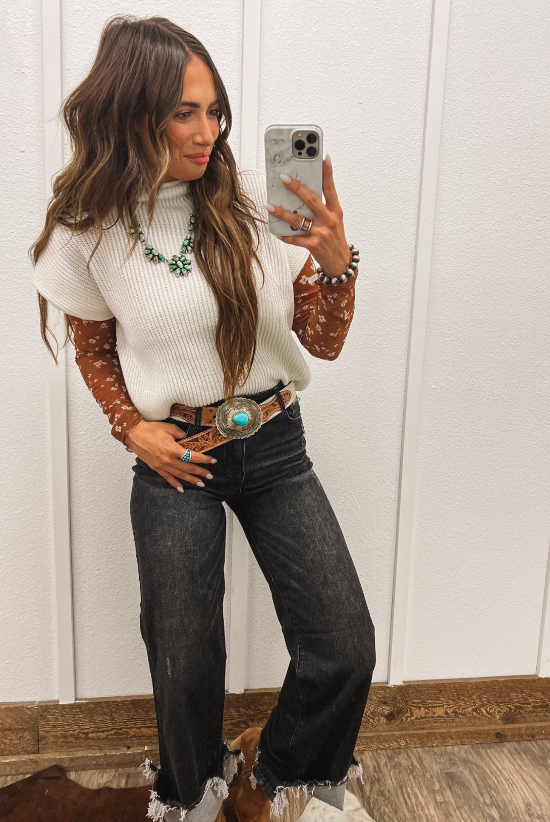 Western Knit Sweater Vest (Ivory) Tops - Sweaters