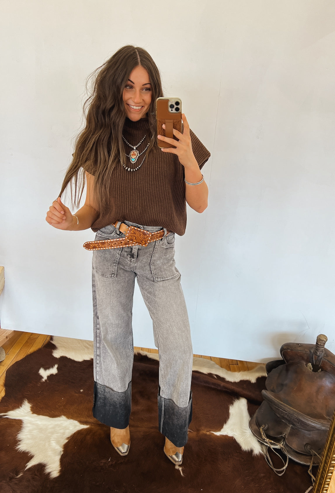 Western Knit Sweater Vest (Brown)