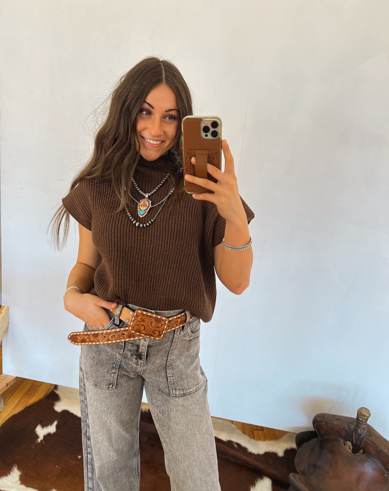 Western Knit Sweater Vest (Brown)