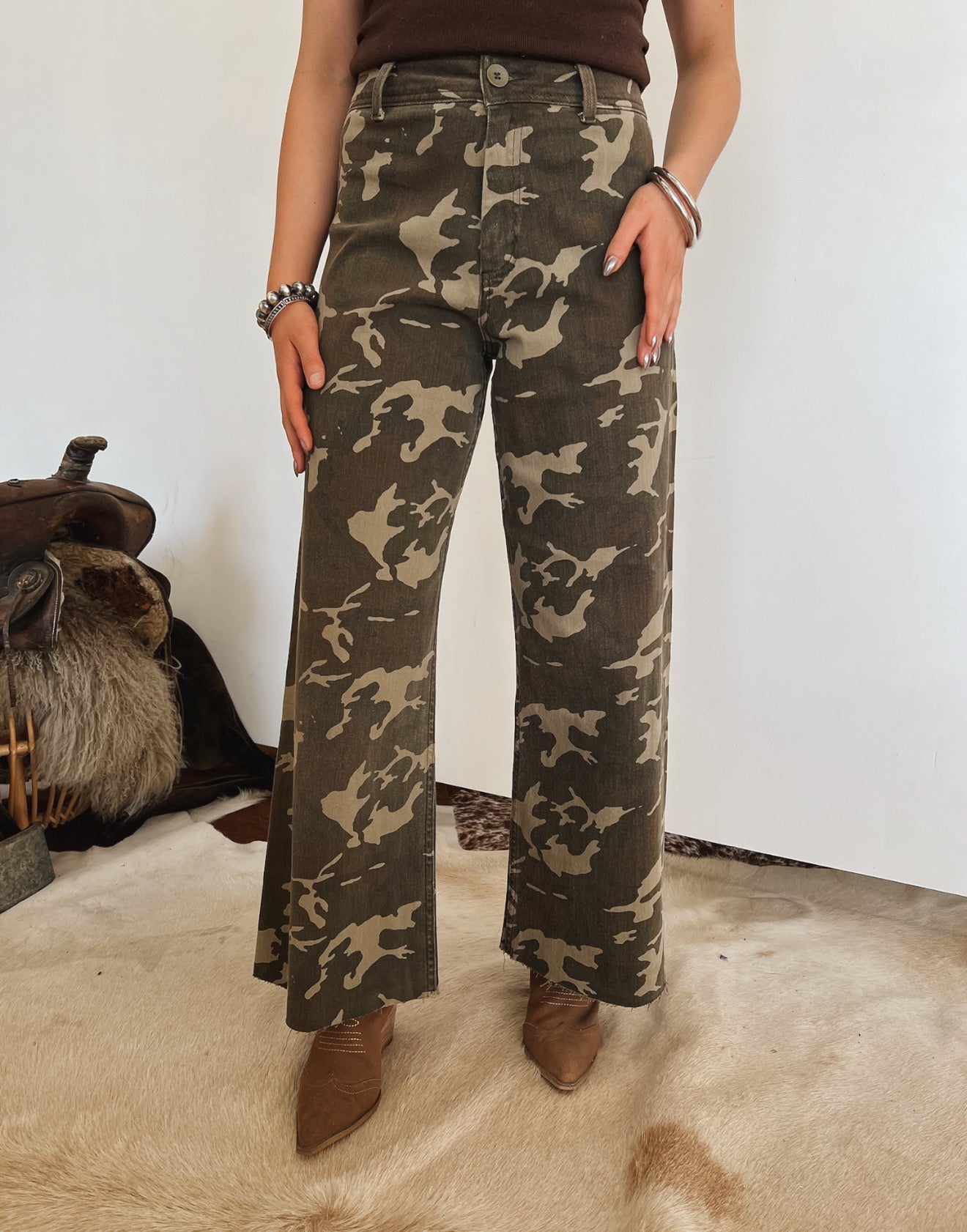 Hide Away Camo Denim (5415)