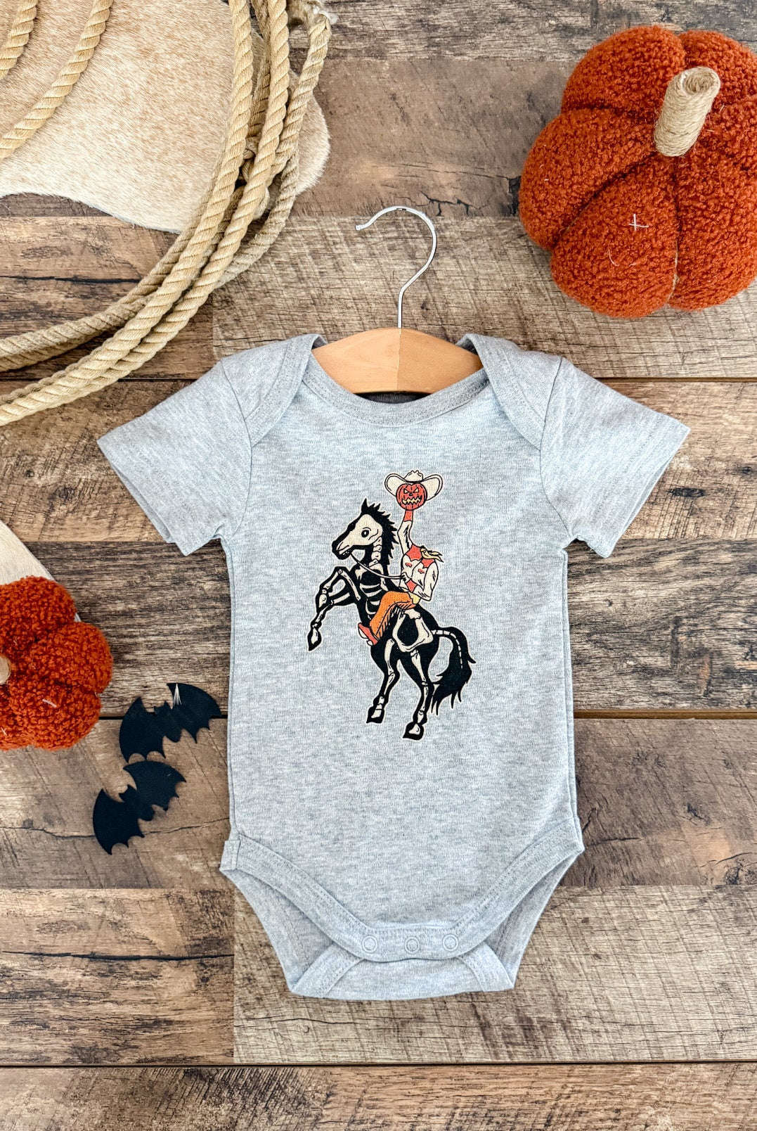 Headless Horseman – Infant Toddler& Youth Onesie/Tee (Gray)