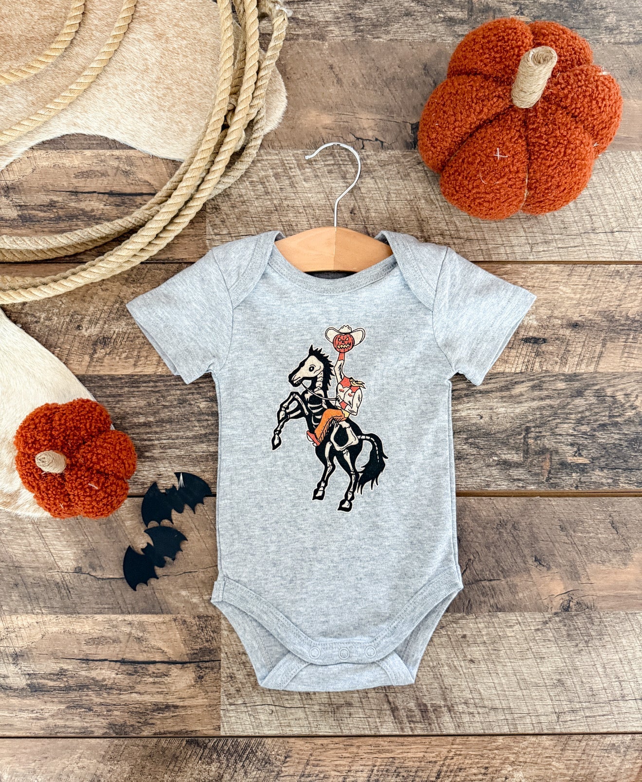 Headless Horseman – Infant Toddler& Youth Onesie/Tee (Gray)