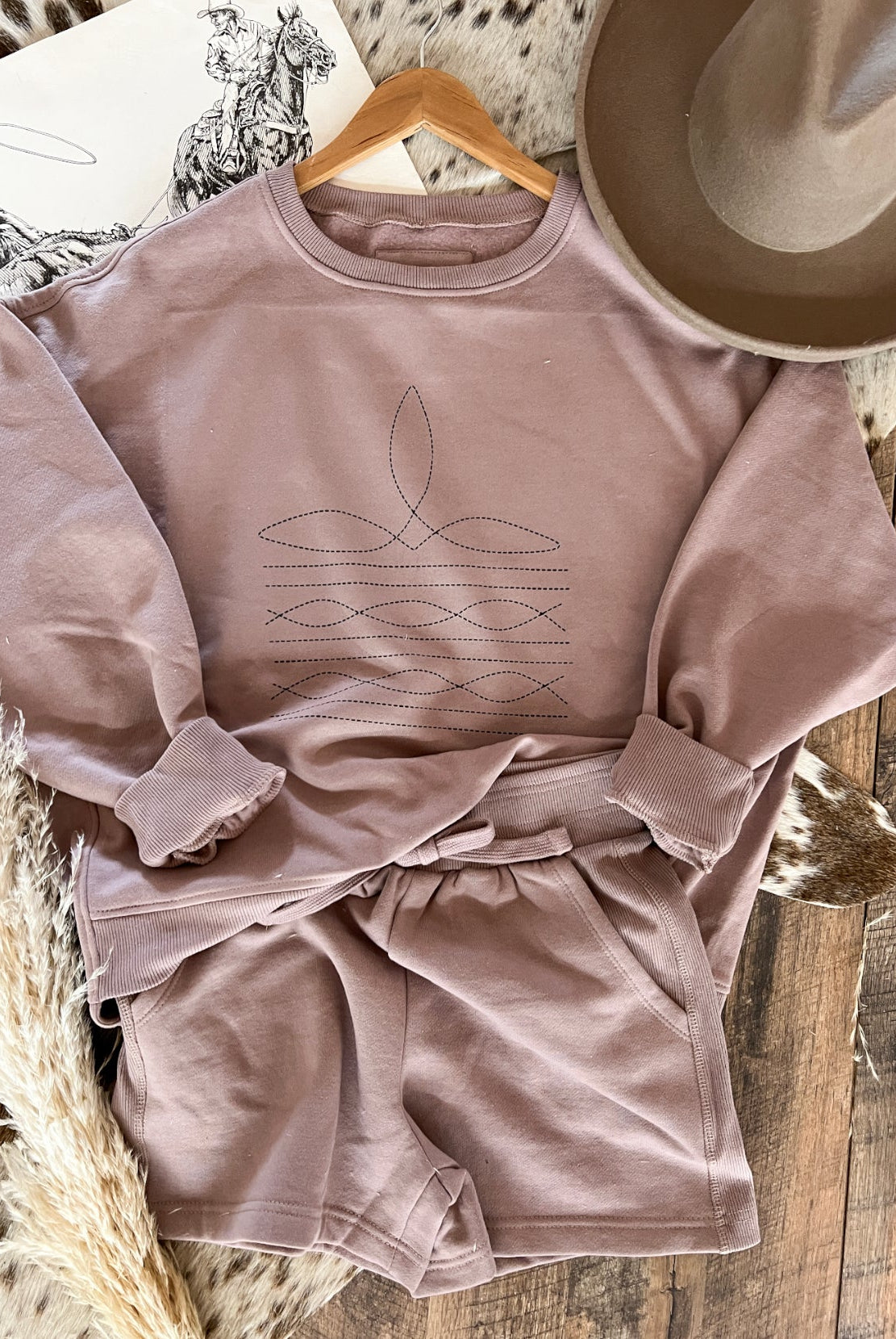 Western Boot Stitch Shorts Set(Cropped Light Purple)