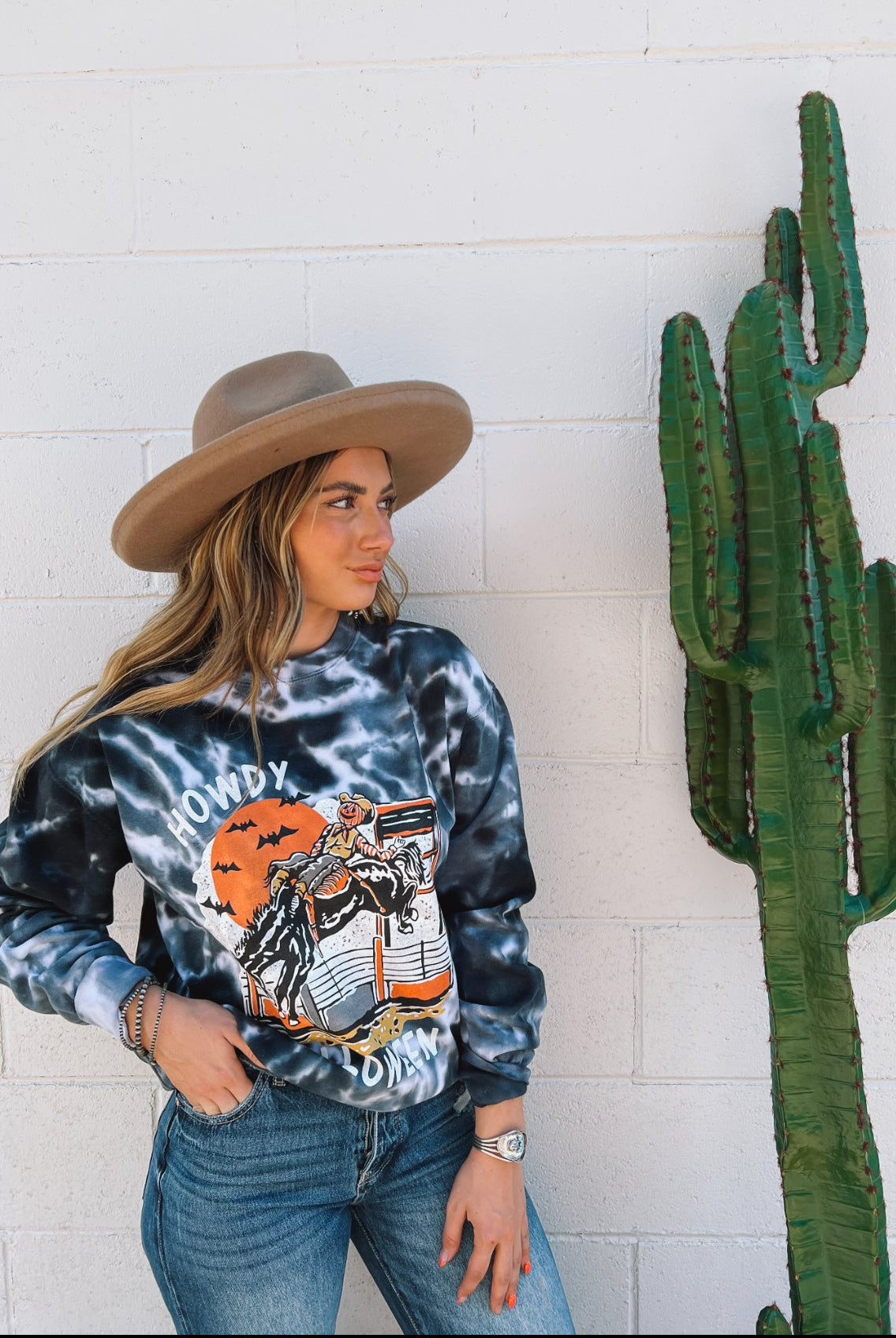 Howdy Halloween Sweatshirt (Tie Dye)