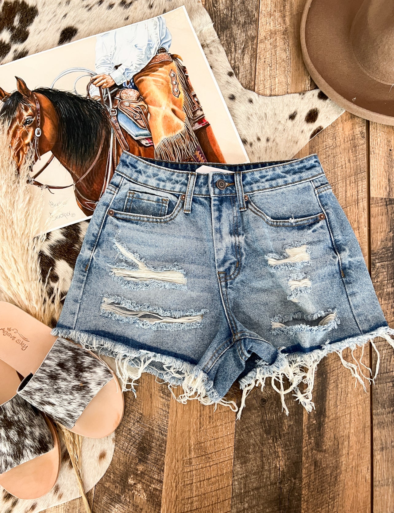 90’s Distressed Denim Babes Shorts(SoMe)