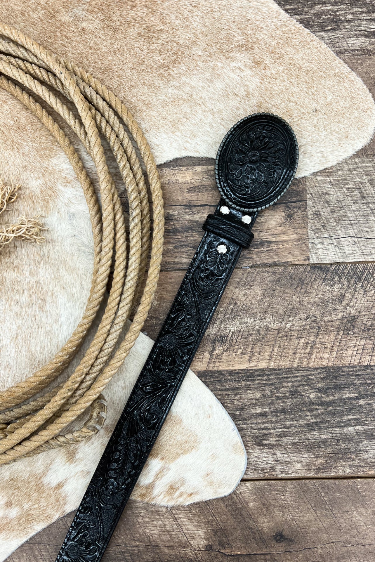 Tooled Black Floral Oval Buckle Belt