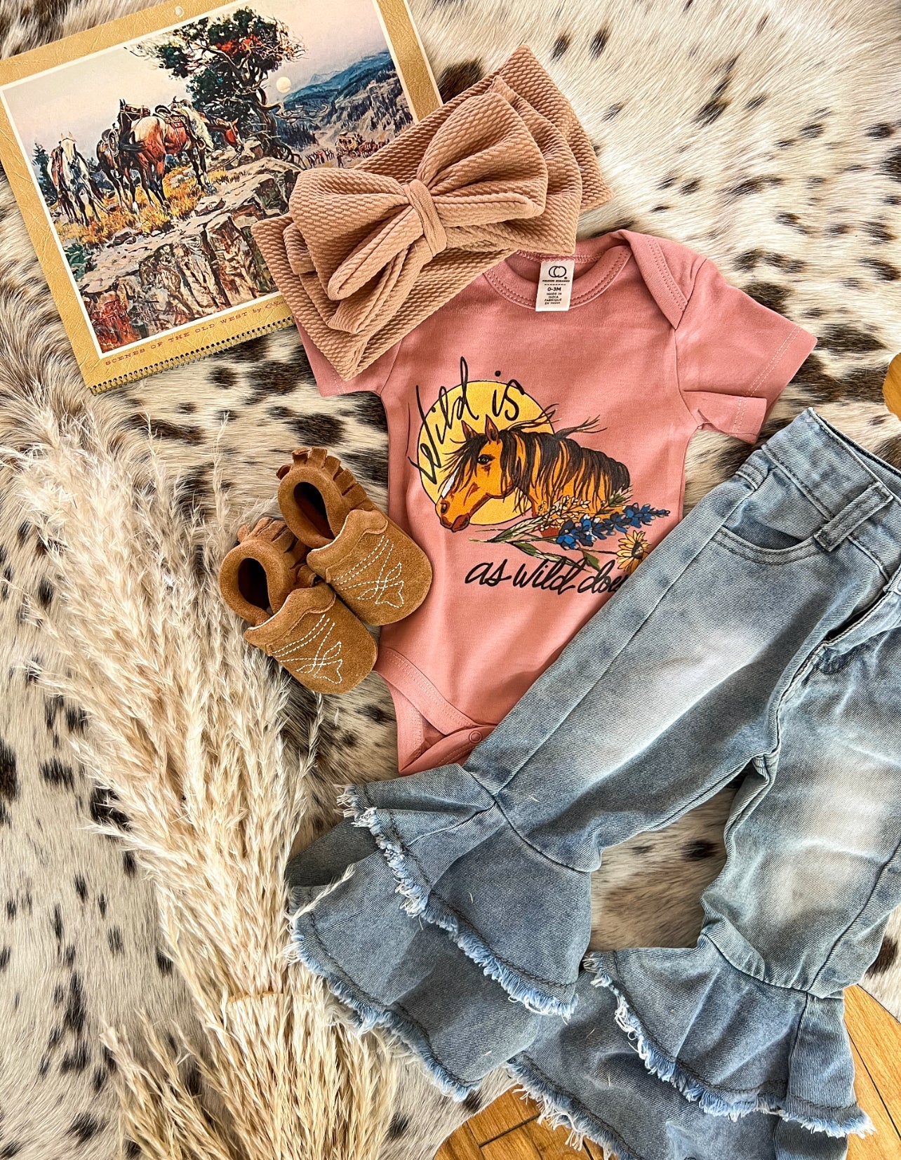 Wild Is As Wild Does Onesie/Short Tee(little kid)(blush)