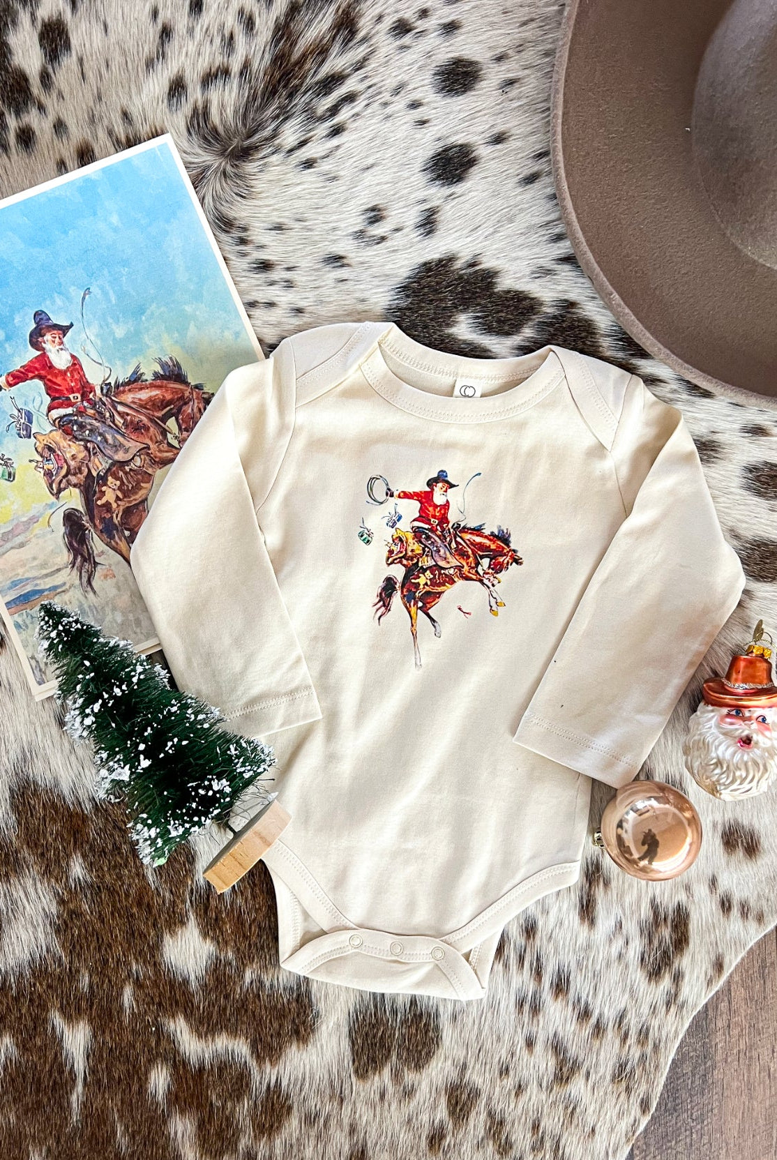 Teal’s Cowboy Santa Long sleeve Onesie(little kid)(natural)