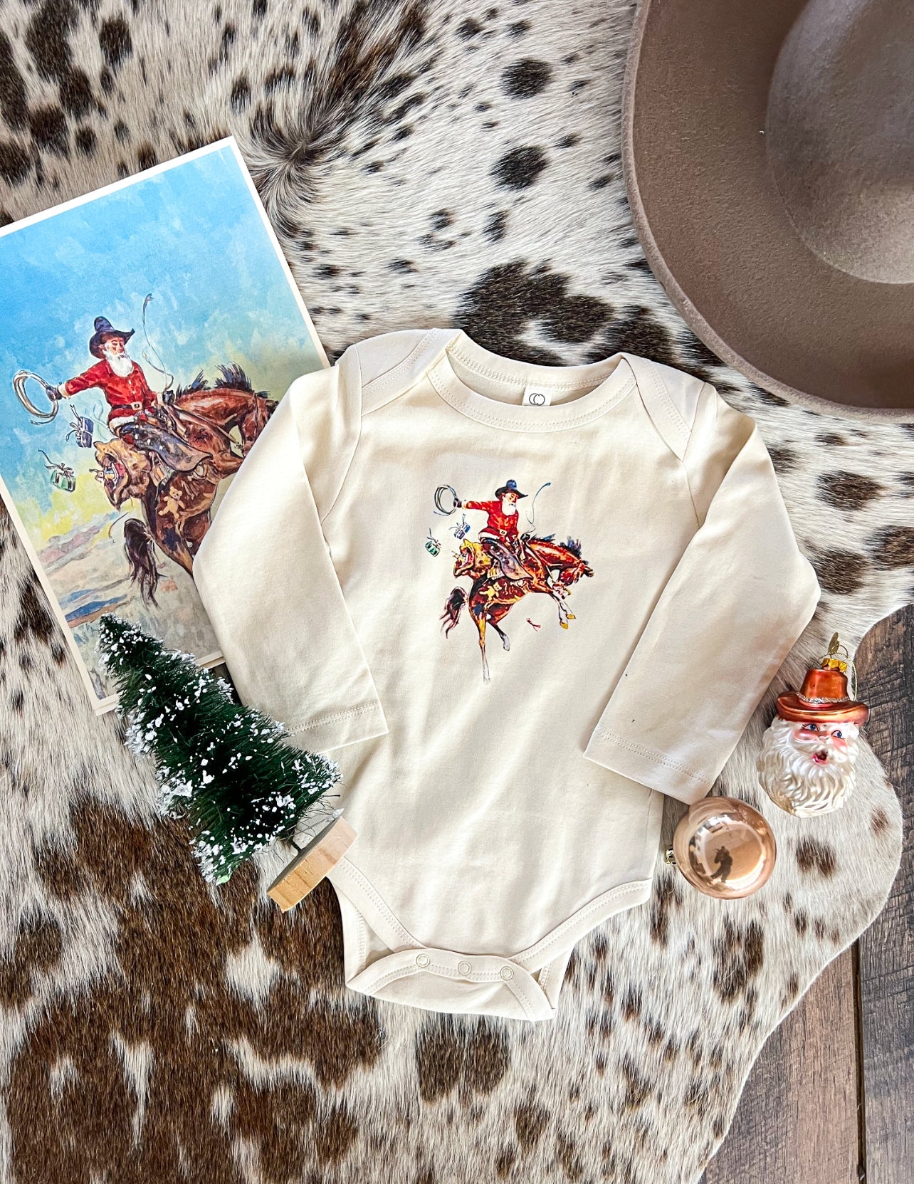 Teal’s Cowboy Santa Long sleeve Onesie(little kid)(natural)