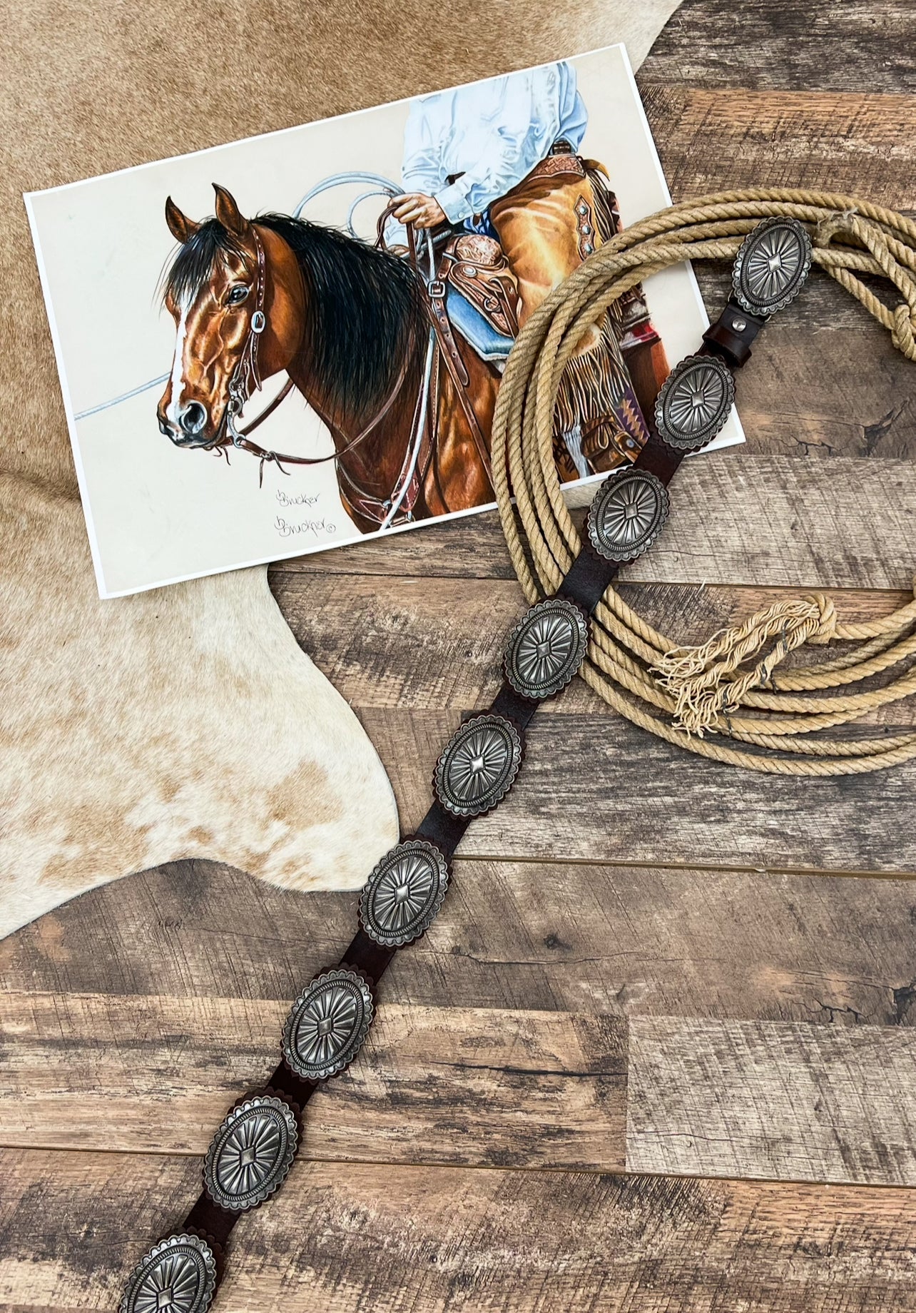 Vintage Leather Silver Concho Belt (Brown)