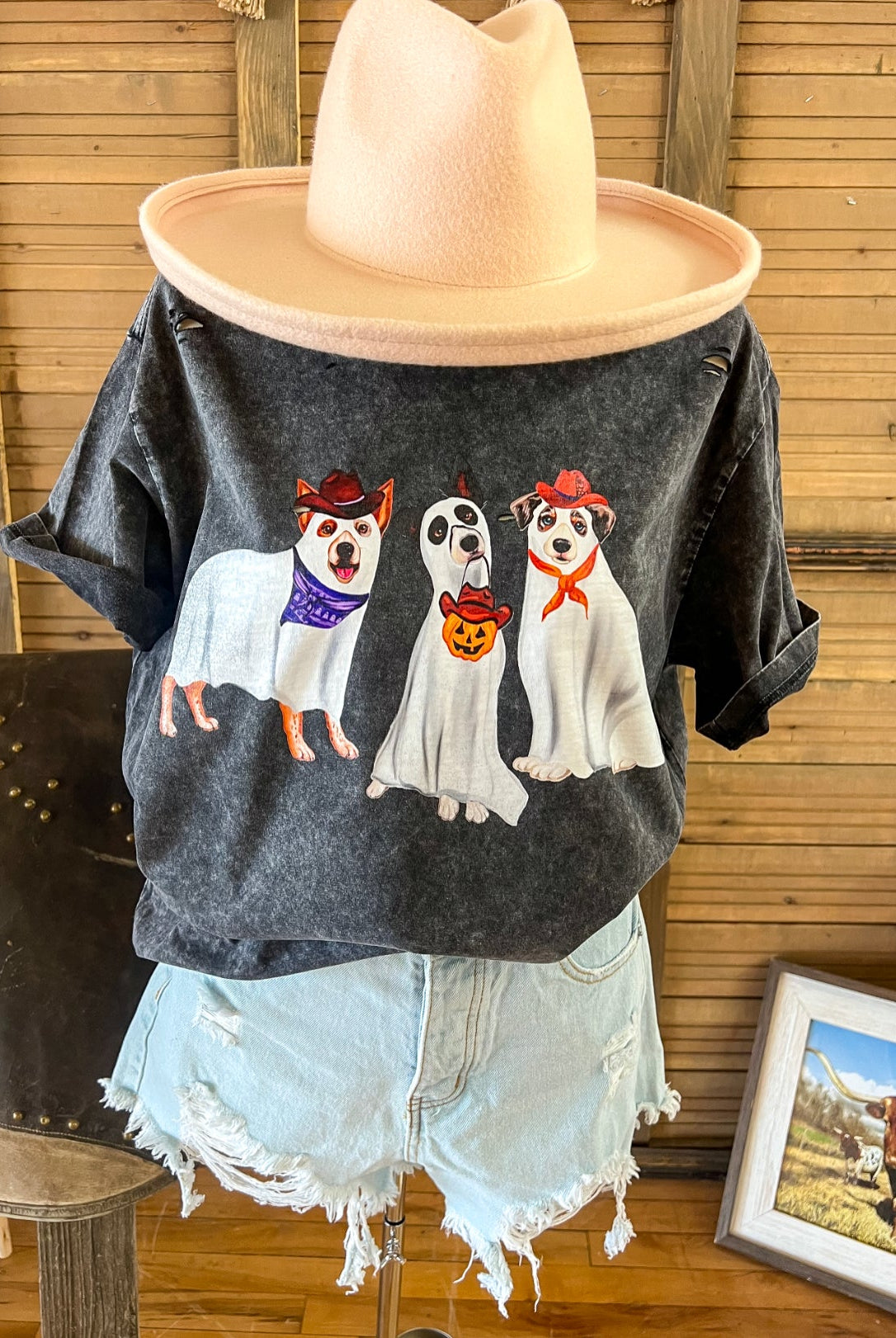 Cowdog Halloeeen Tee (Distressed Black)