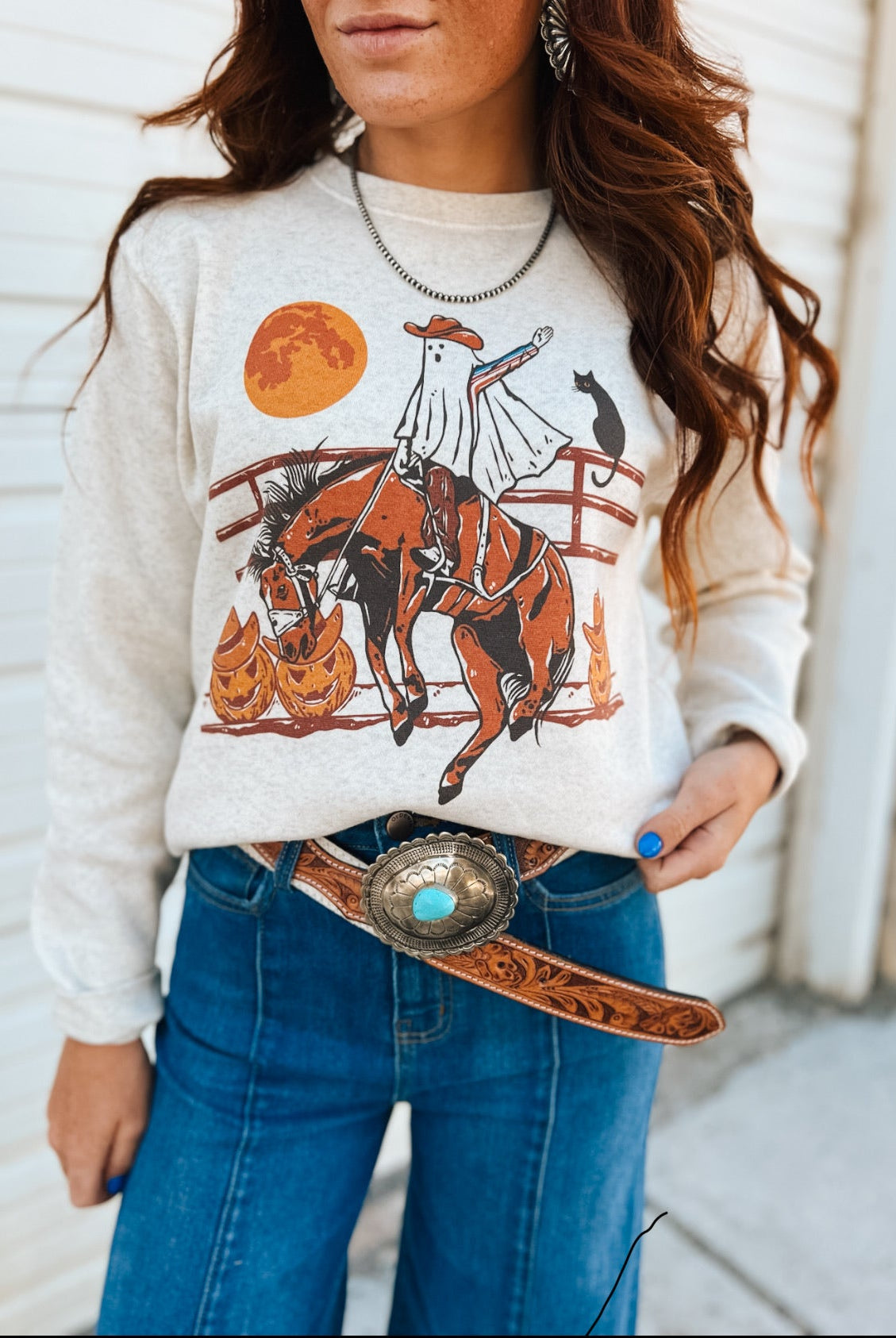 Halloween Ghost Cowboy Sweatshirt(Heather Cream)