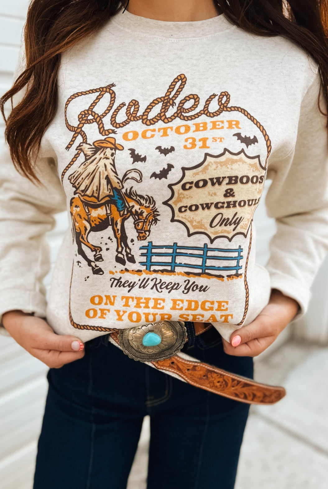 Cowboos& Cowghouls Halloween Rodeo Sweatshirt(Heather Cream)