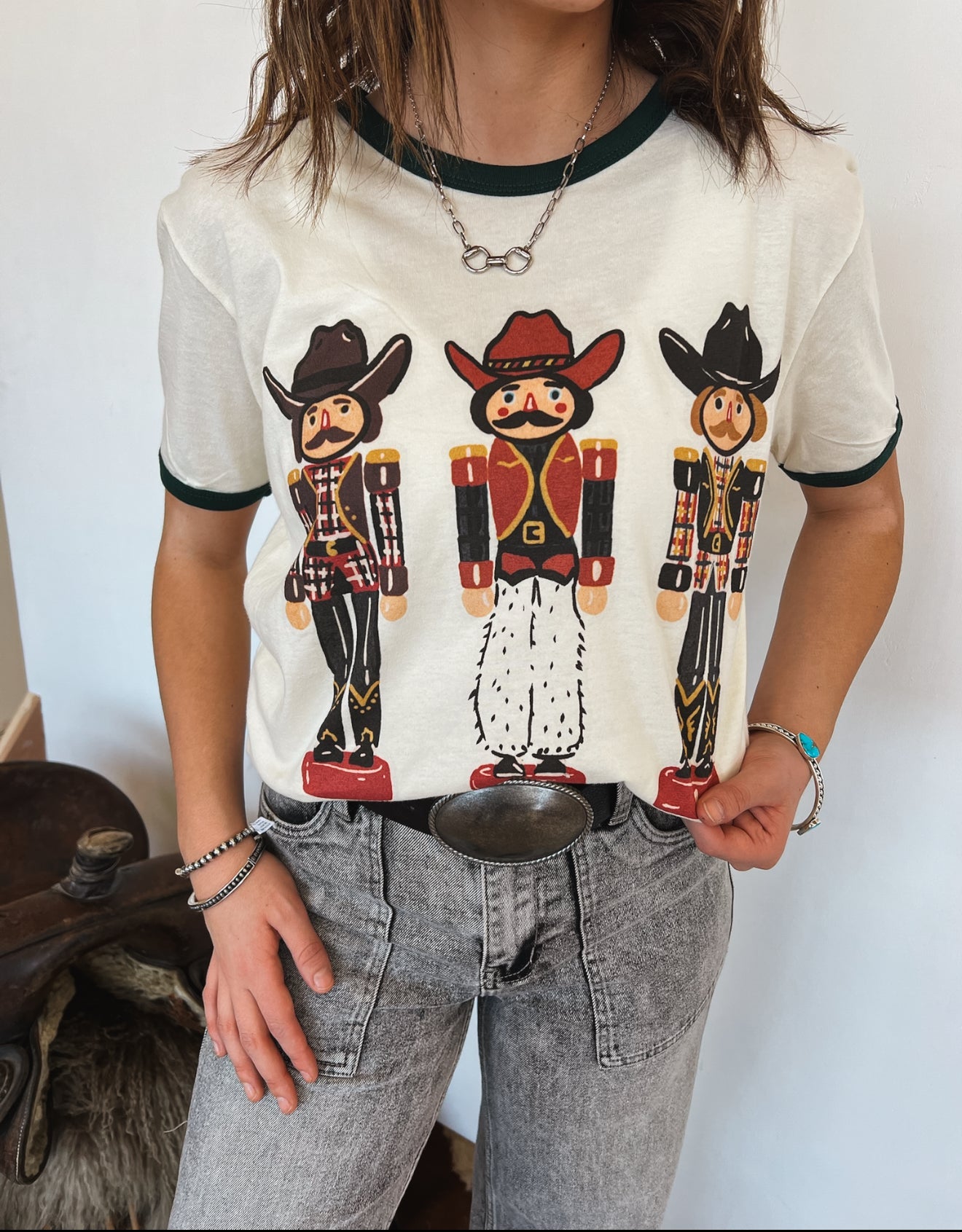 Western Nutcracker Ringer Tee (Cream/Green)