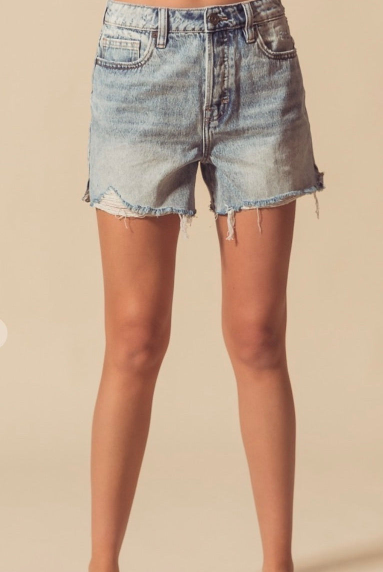 90’s Distressed Denim Babes Shorts(SoMe)
