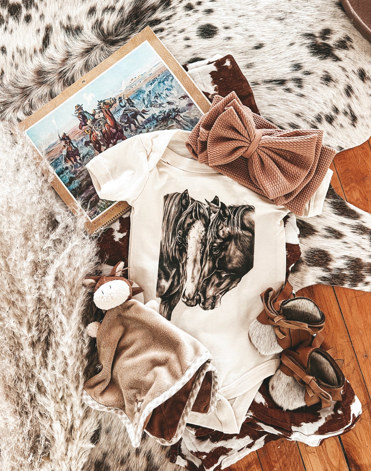 Nuzzeled Horses Design (Youth Onesie/Tee)(cream)