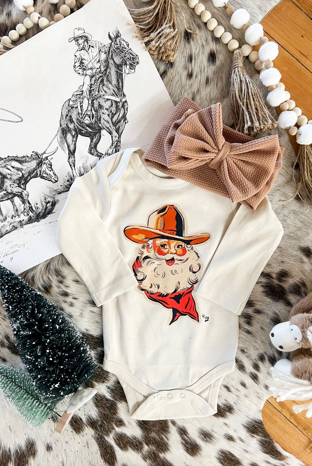 Cowboy Santa Longsleeve Onesie(little kid)(natural)