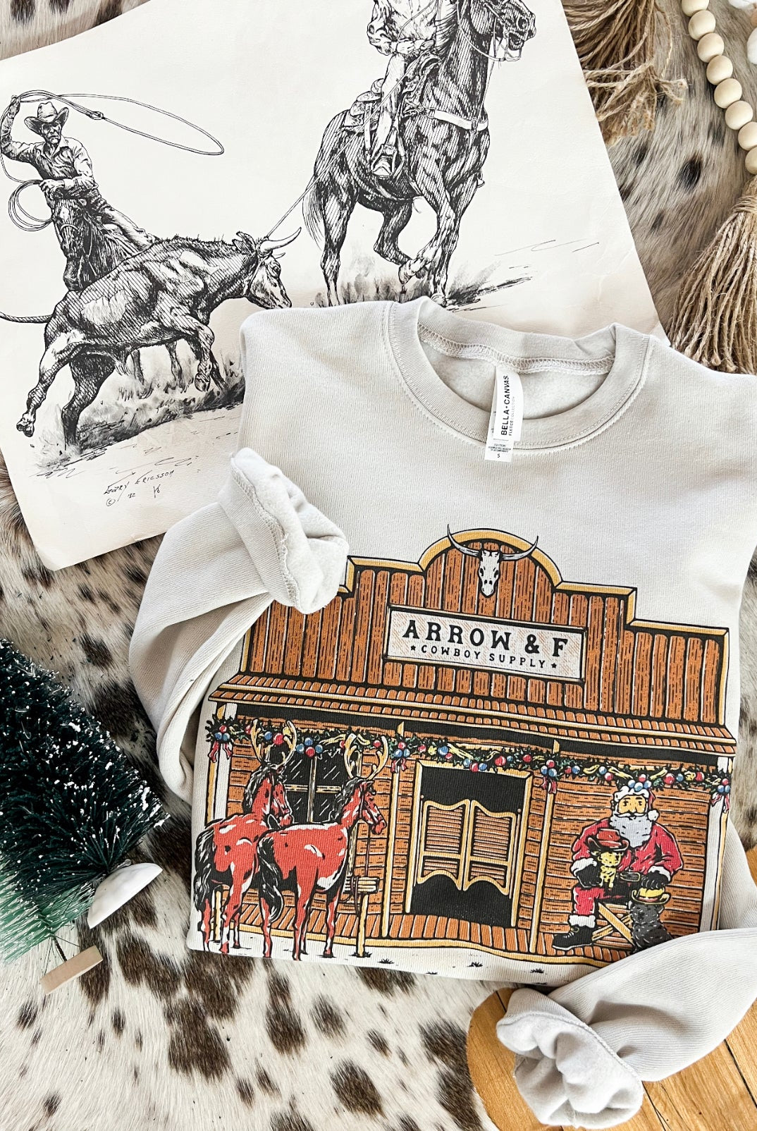 Arrow & F Santa Santa Design (Youth Onesie/Tee)(cream)