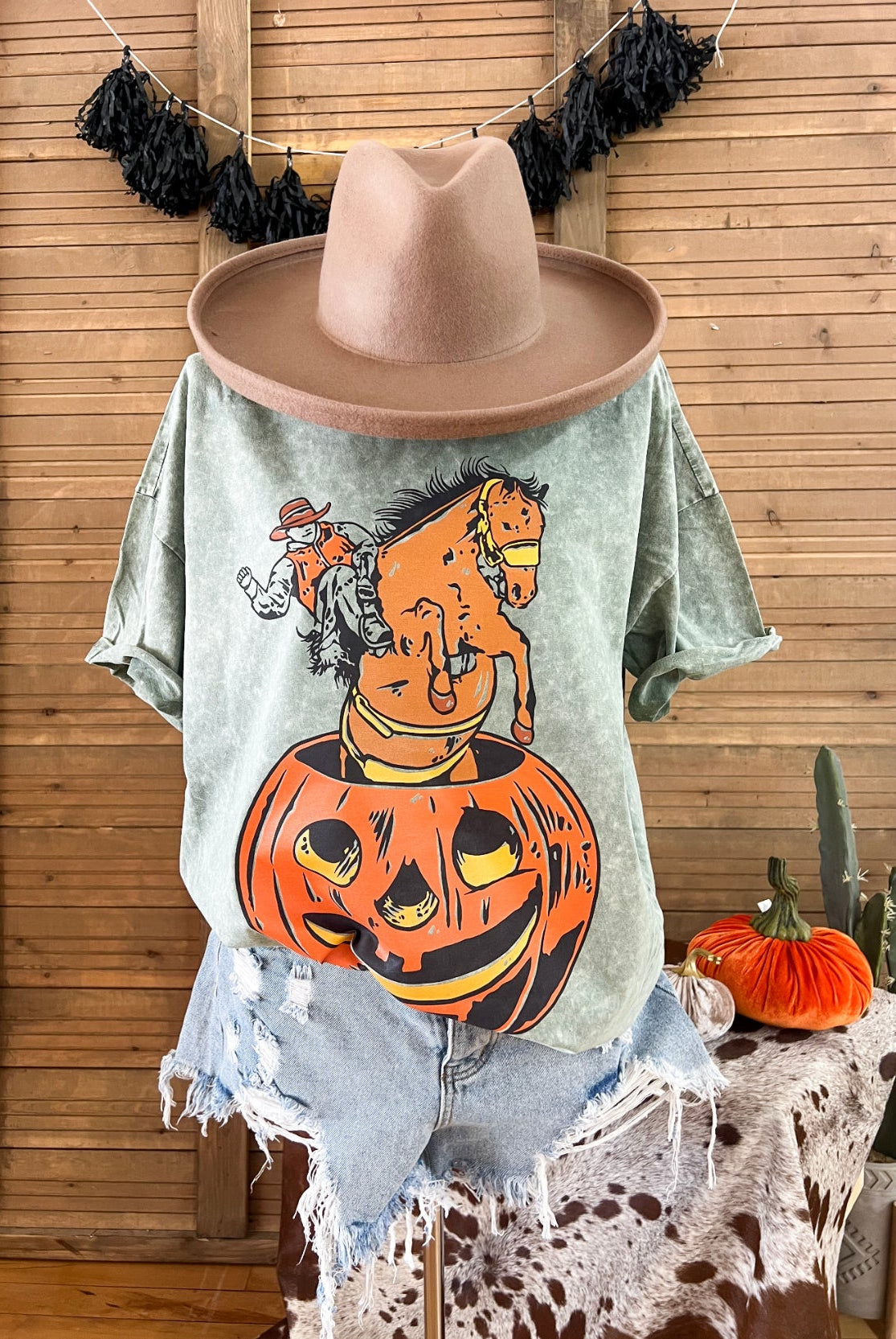 Pumpkin Cowboy Tee (green stone)