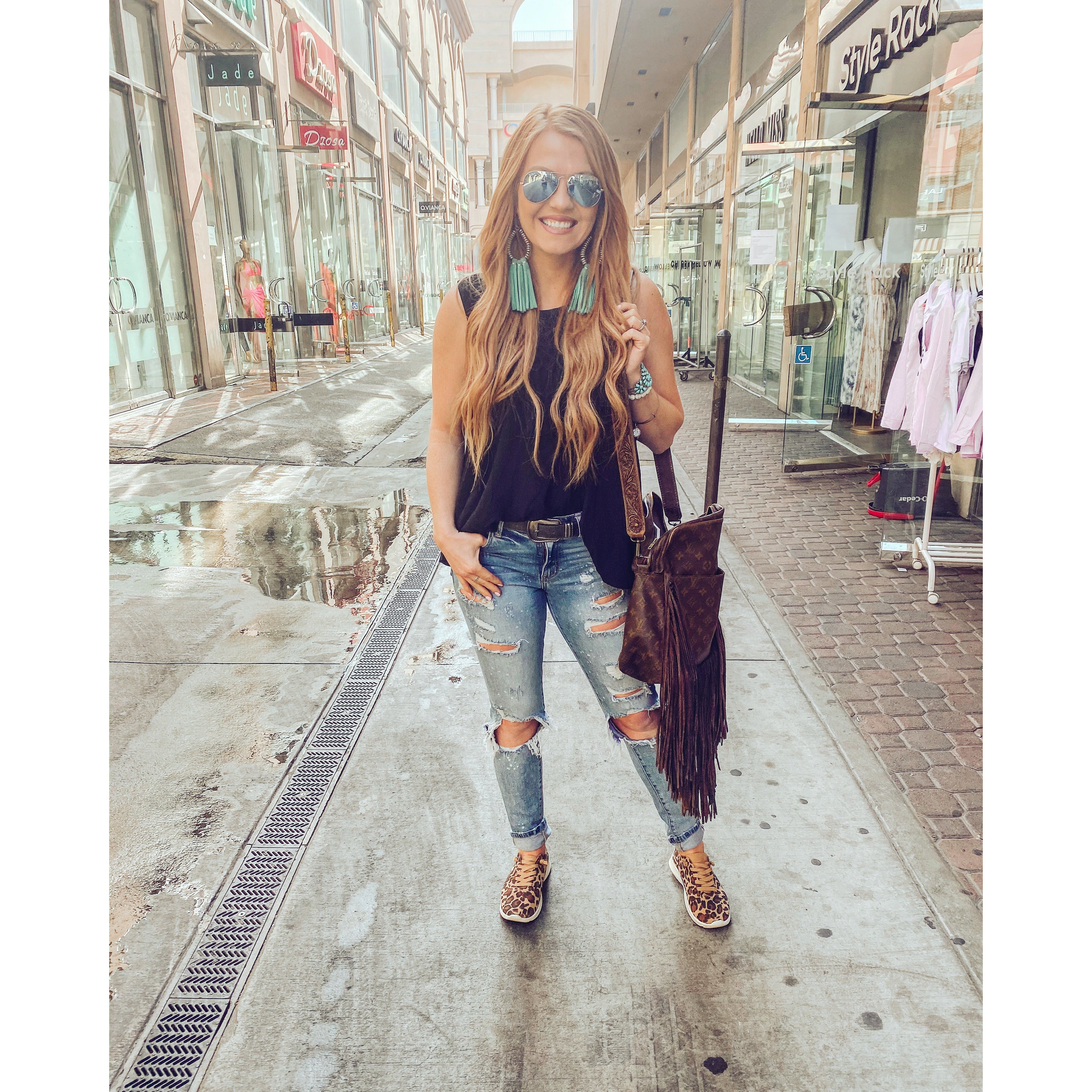 Denim Darlin Distressed Splatter Jeans