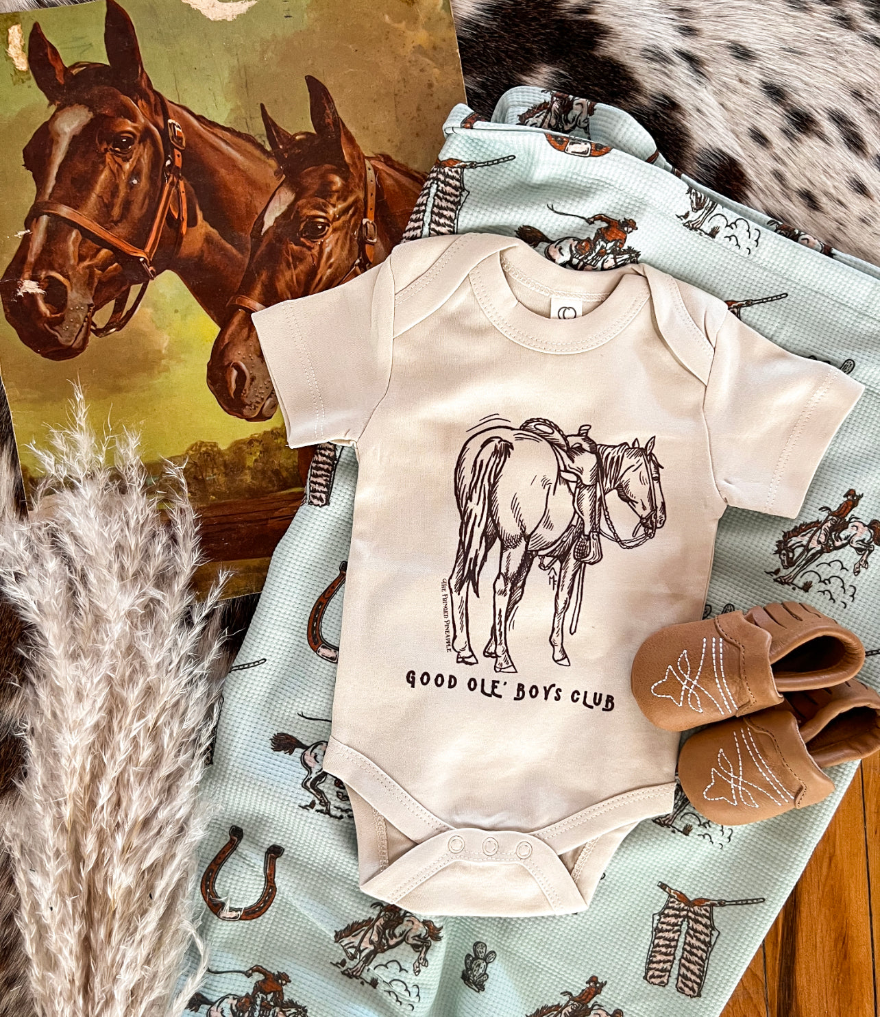 Good Ole’ Boys Club S/S Onesie/S/S Tee(little kid)(Natural)