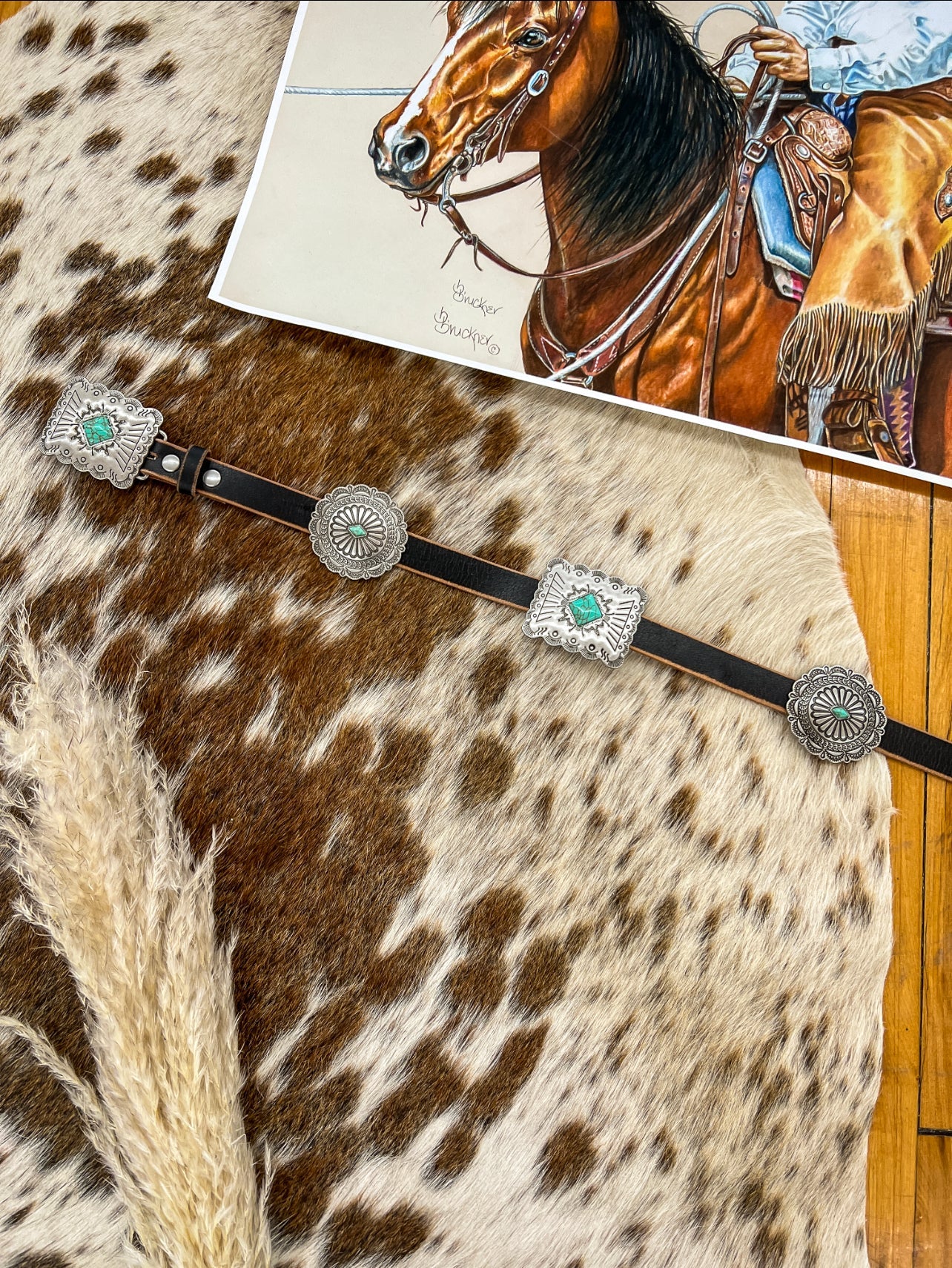 The Round Up Concho Belt(Black)